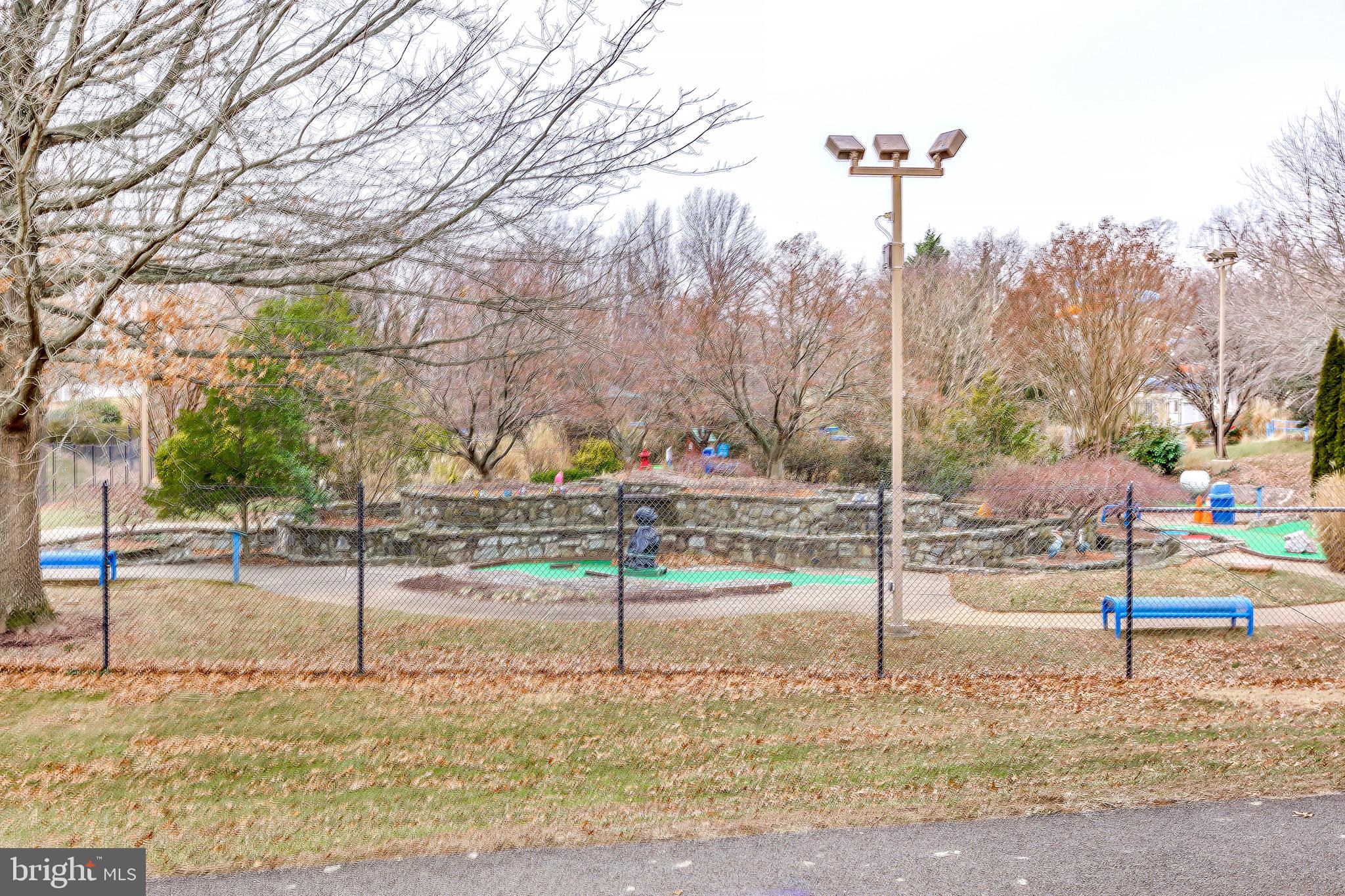 SUMMIT HALL RESERVE - Residential