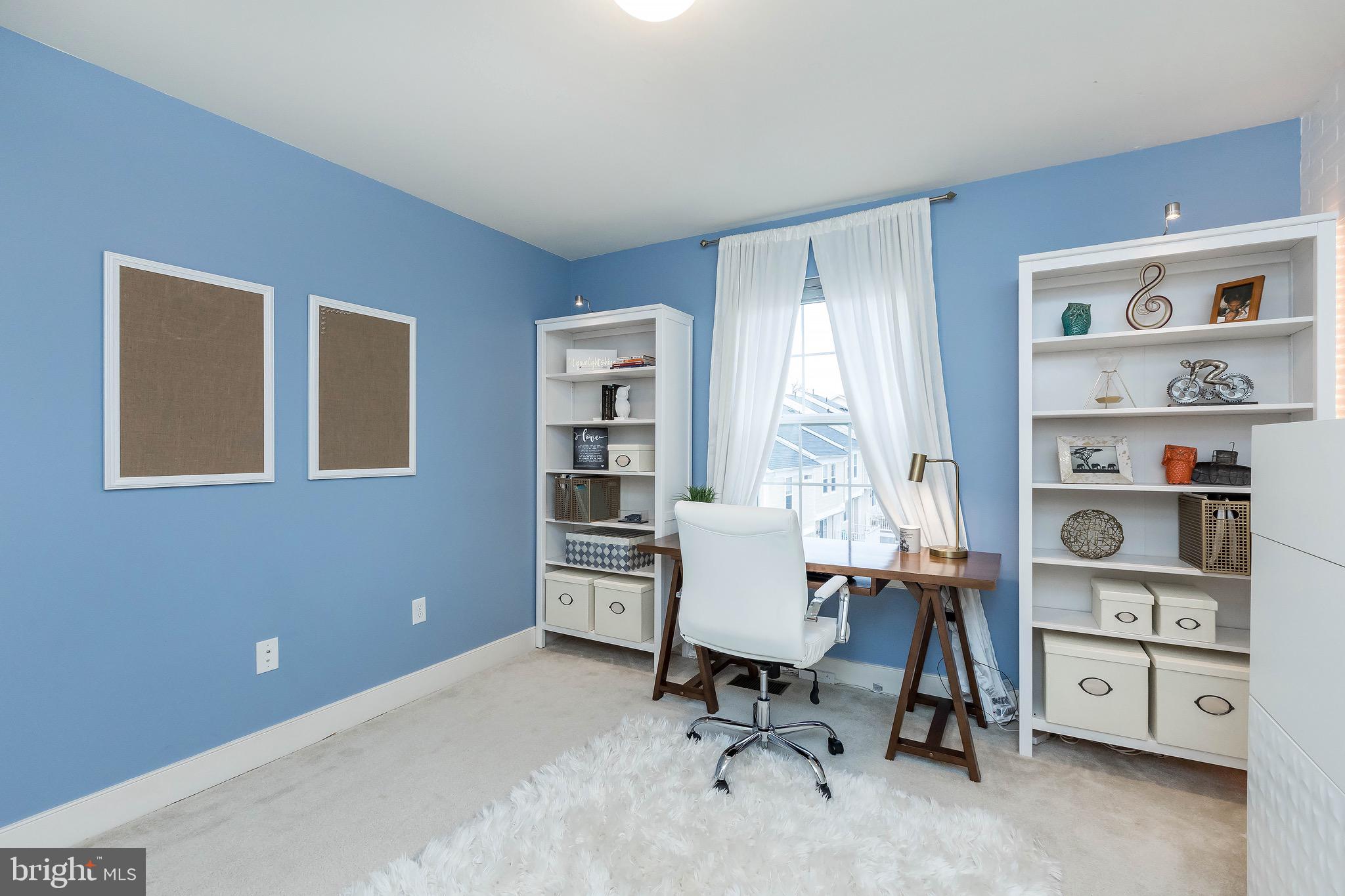 SUMMIT HALL RESERVE - Residential