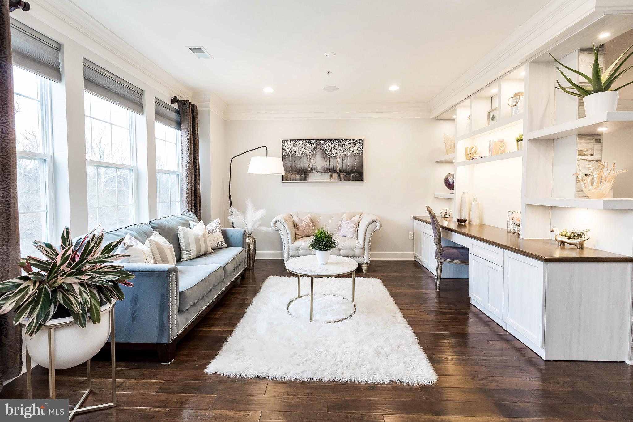 SUMMIT HALL RESERVE - Residential