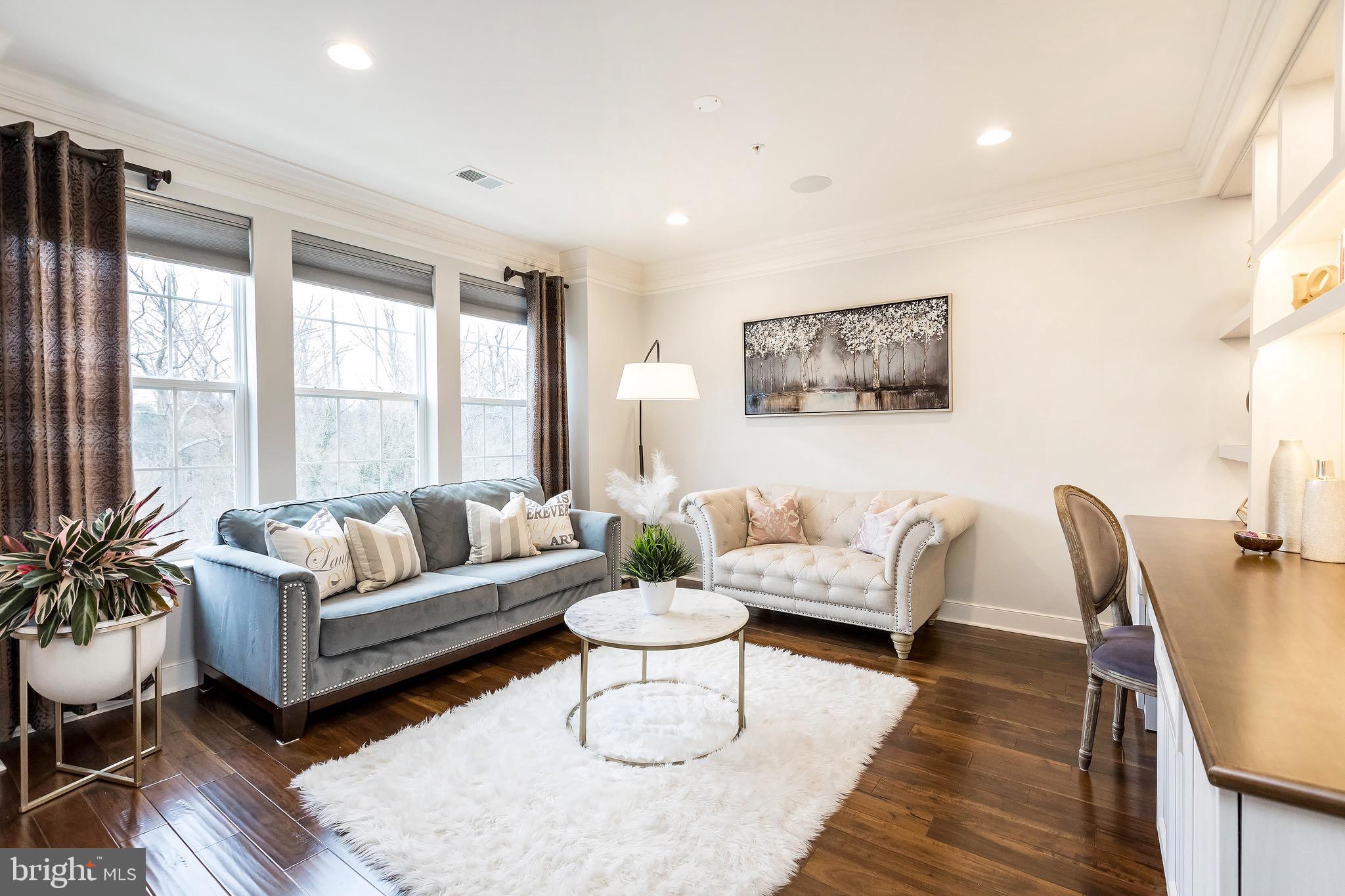 SUMMIT HALL RESERVE - Residential