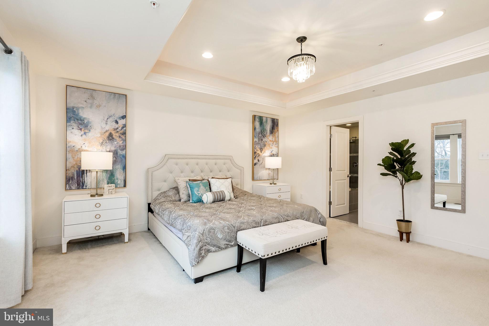 SUMMIT HALL RESERVE - Residential