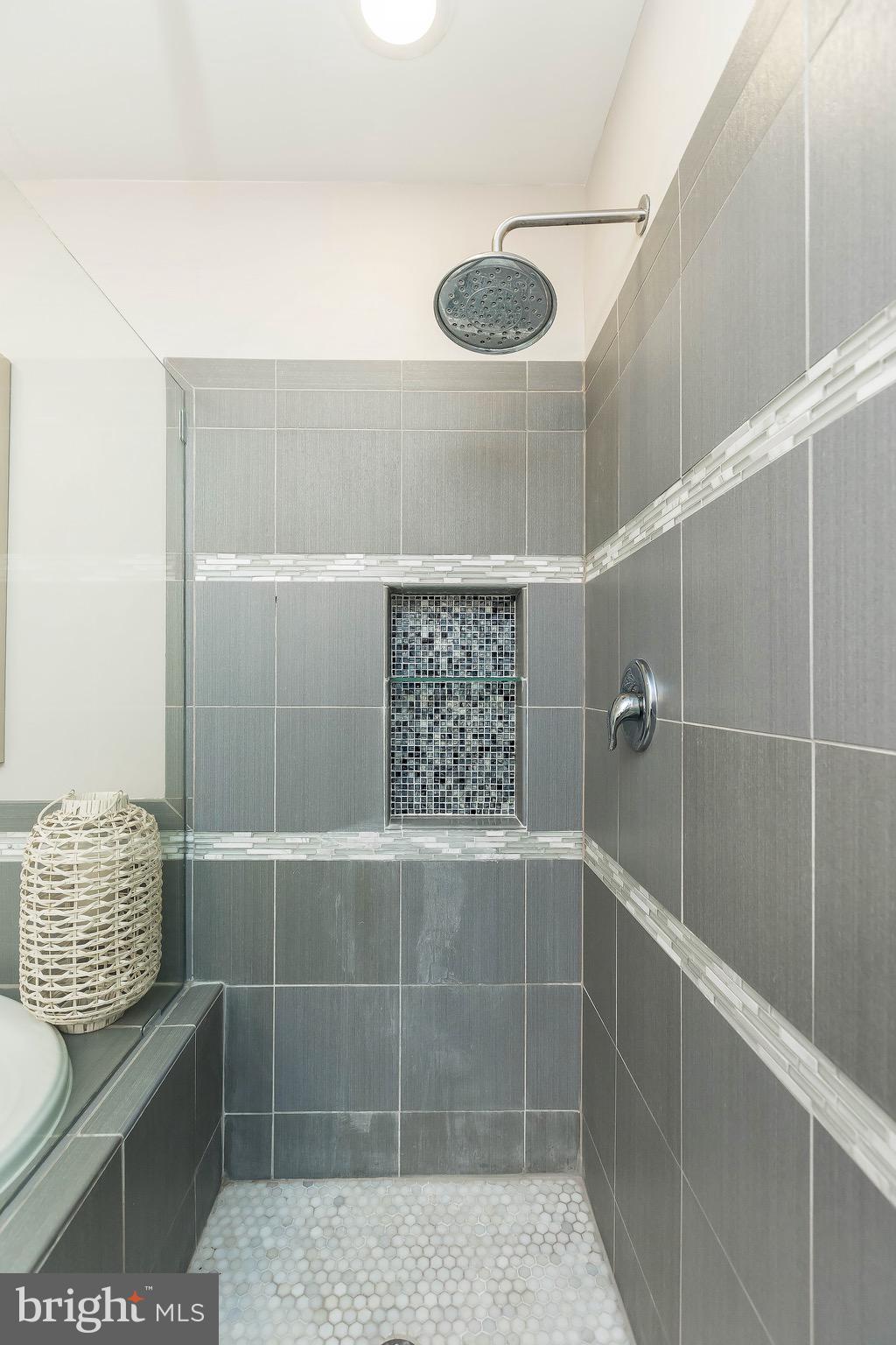 SUMMIT HALL RESERVE - Residential
