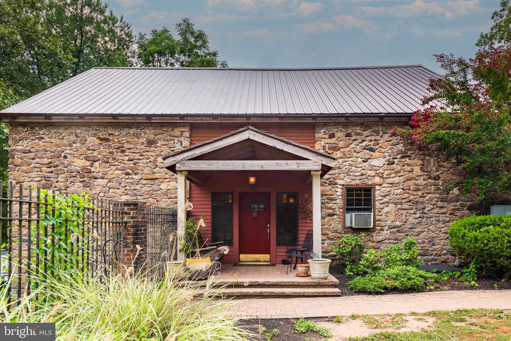 18 PHEASANT ROAD