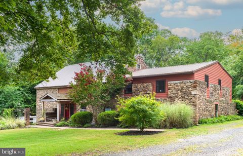 18 PHEASANT ROAD NORRISTOWN PA 19403