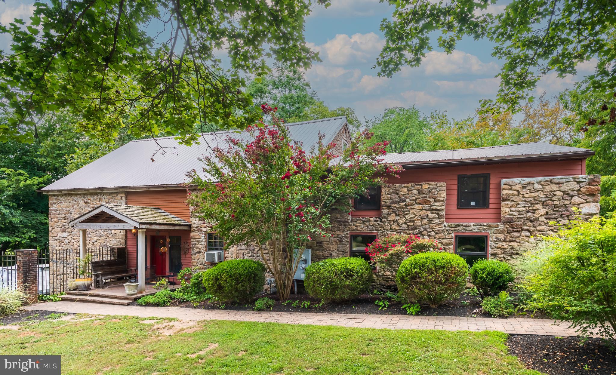 18 PHEASANT ROAD