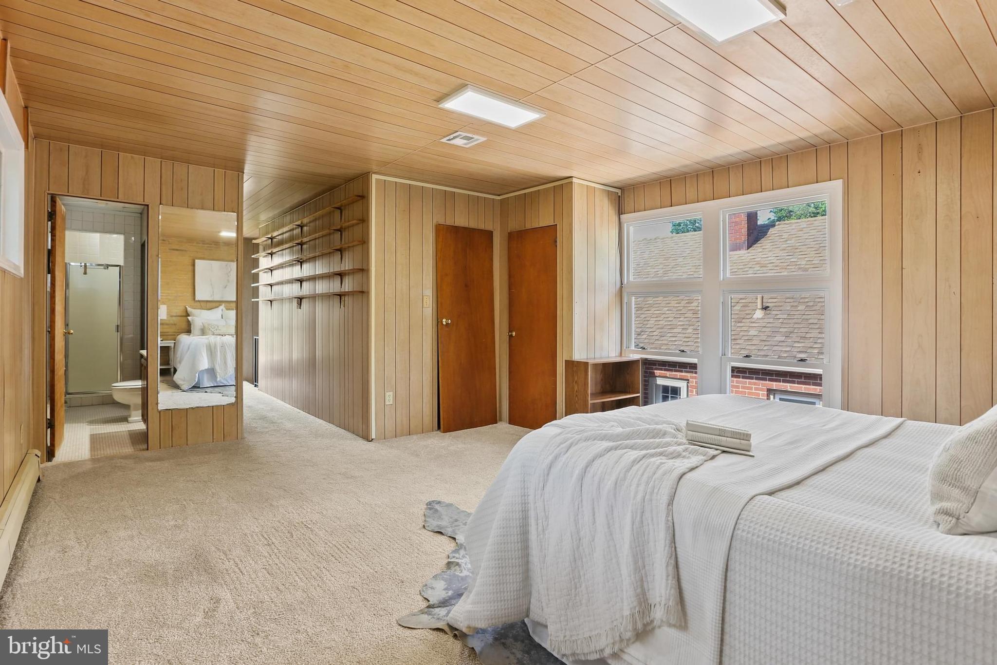 CHESTNUT RIDGE MANOR - Residential