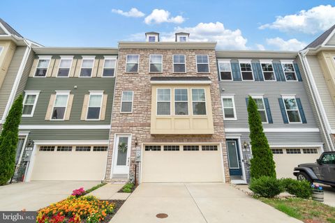 Photo of 1240 Hickory Hill Circle, ARNOLD, MD 21012 (MLS # MDAA2149394)