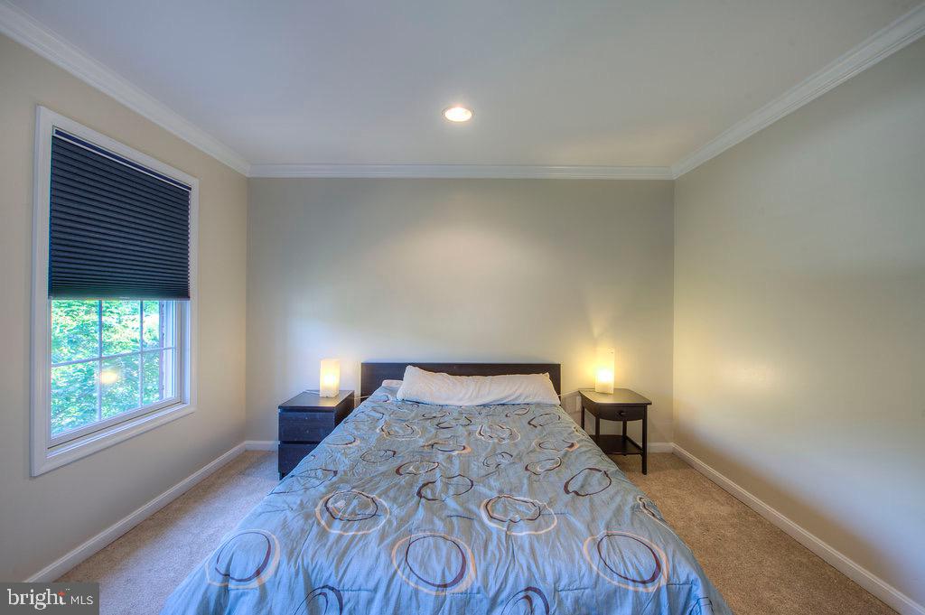 HIGHGROVE ESTATES - Residential Lease