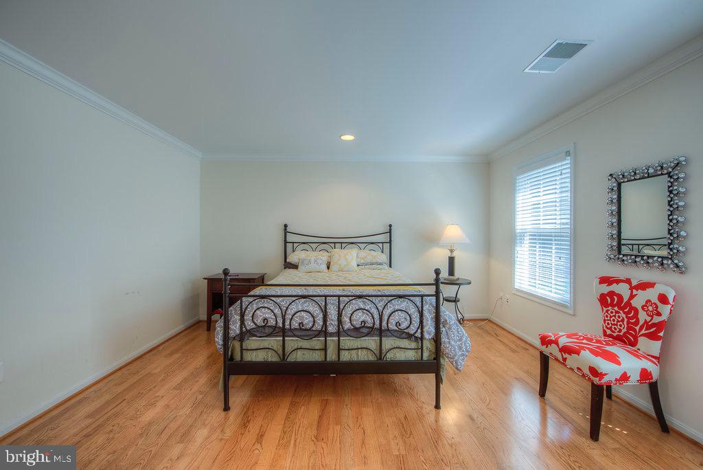 HIGHGROVE ESTATES - Residential Lease