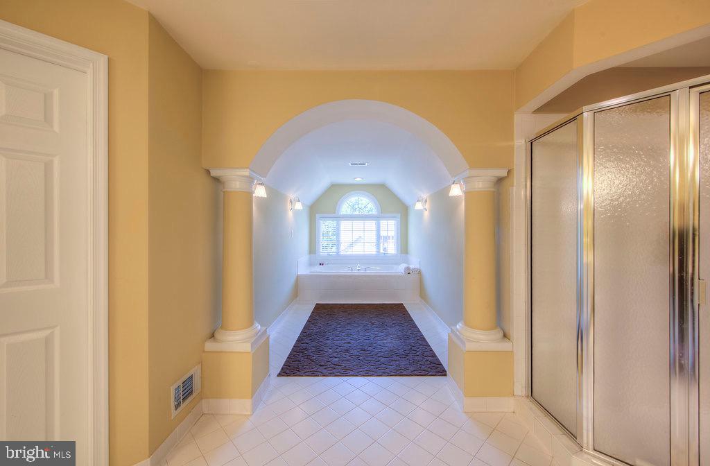 HIGHGROVE ESTATES - Residential Lease