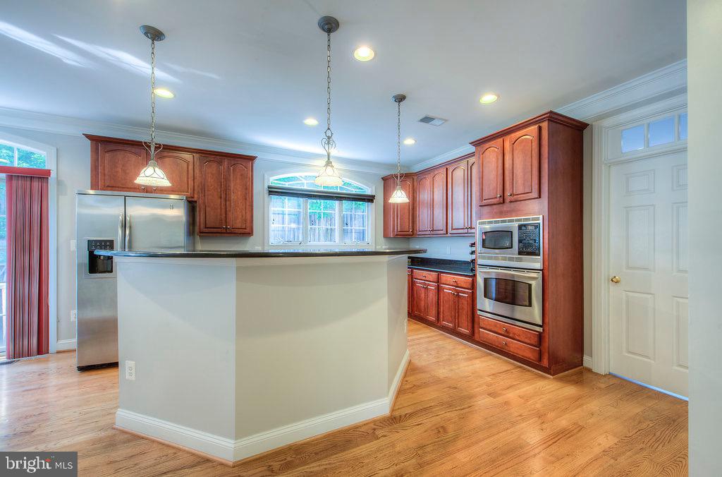 HIGHGROVE ESTATES - Residential Lease