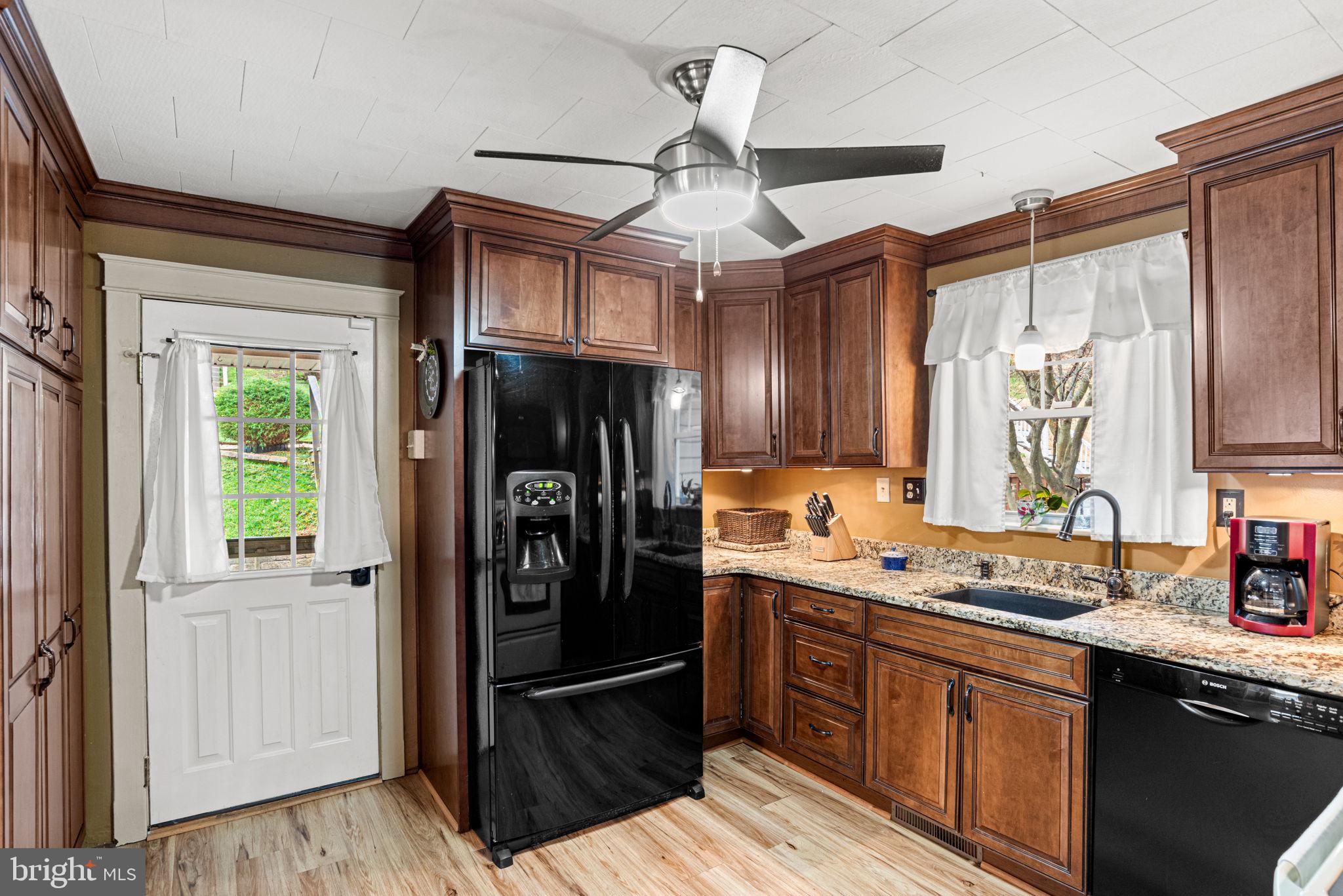 GLEN ROCK BORO - Residential