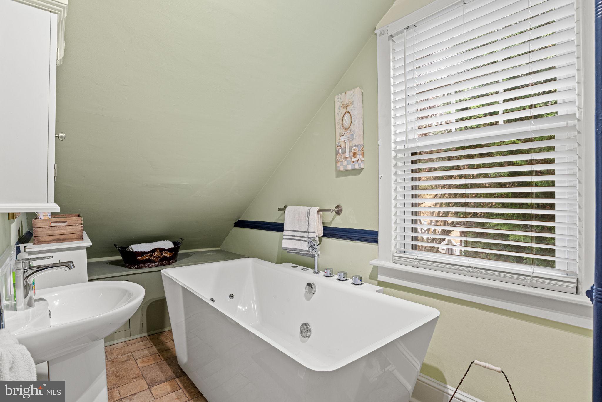 GLEN ROCK BORO - Residential