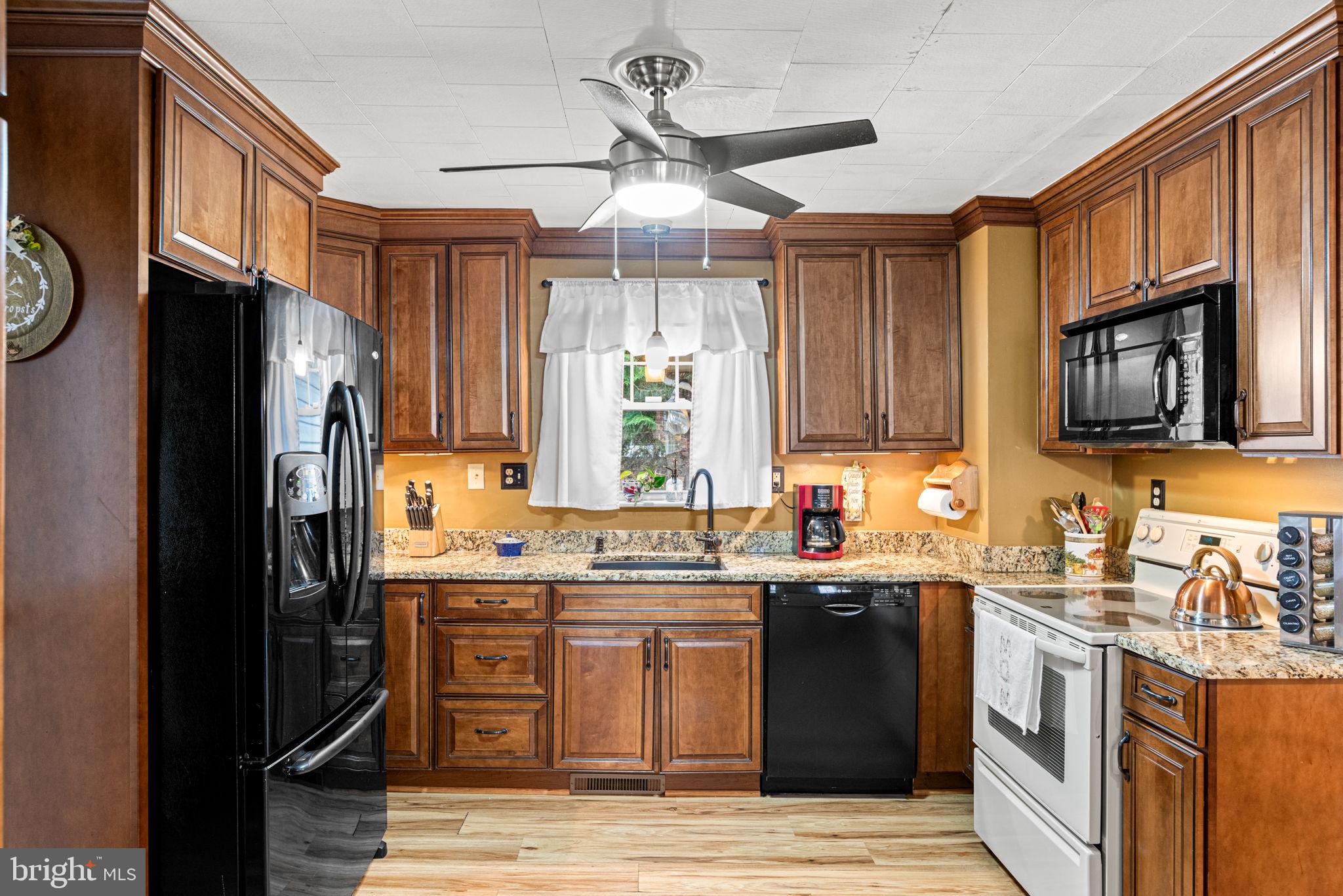 GLEN ROCK BORO - Residential