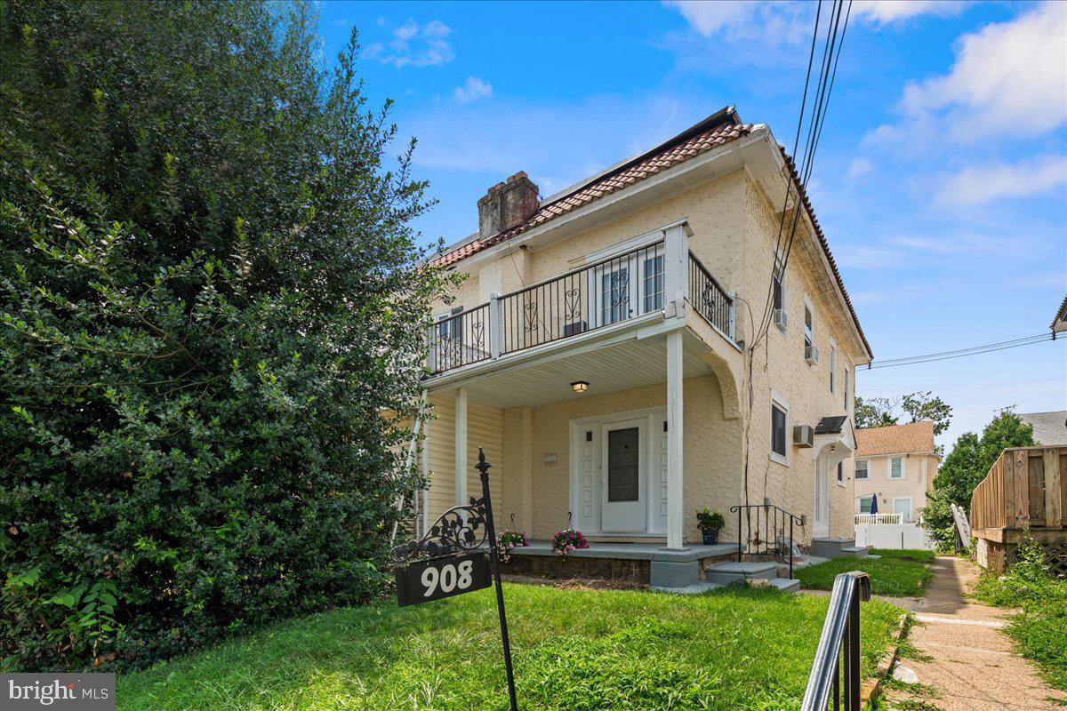 YEADON - Residential