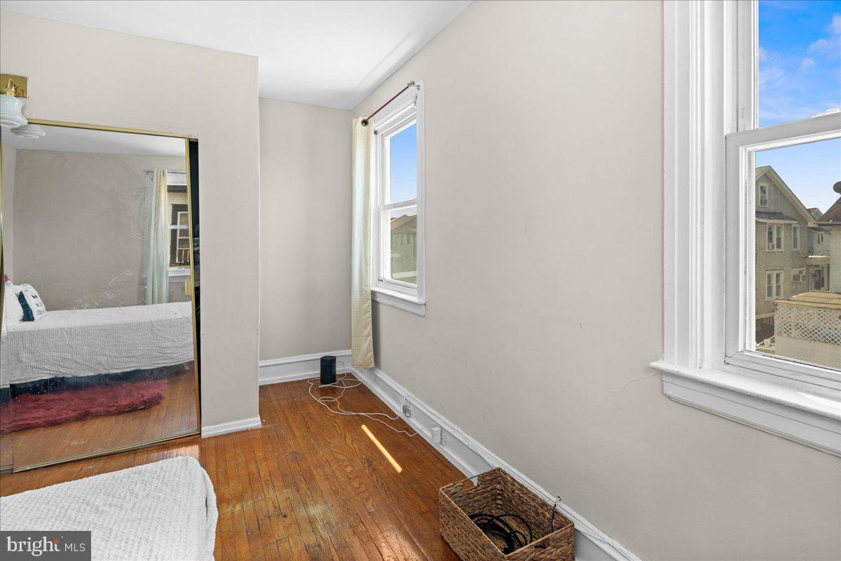 YEADON - Residential