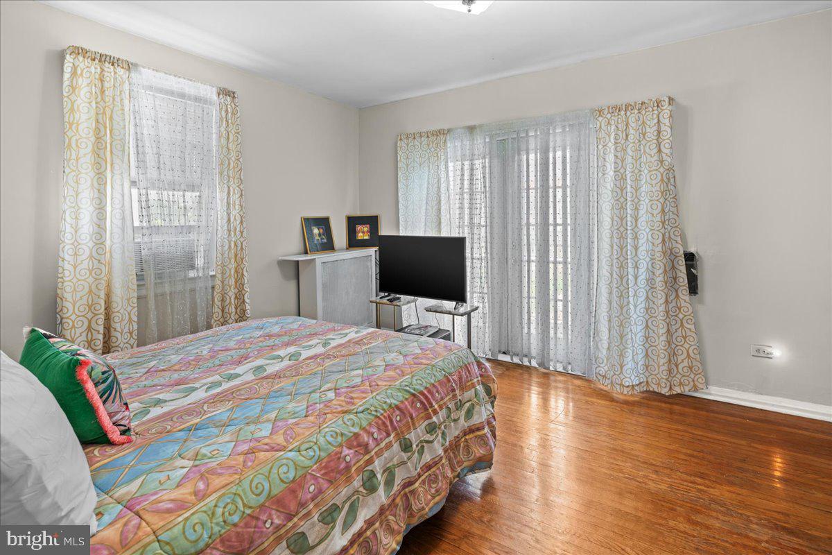 YEADON - Residential