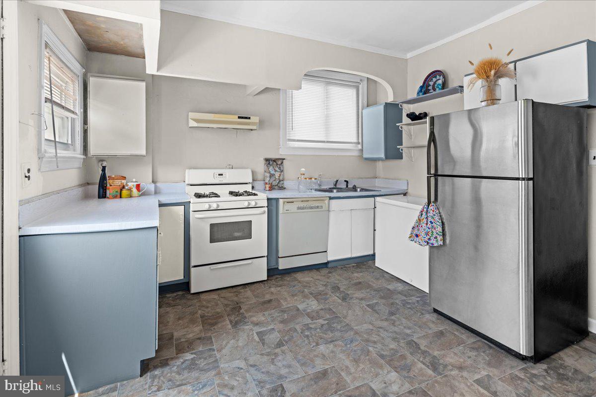 YEADON - Residential