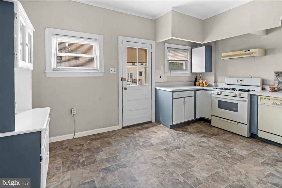 YEADON - Residential