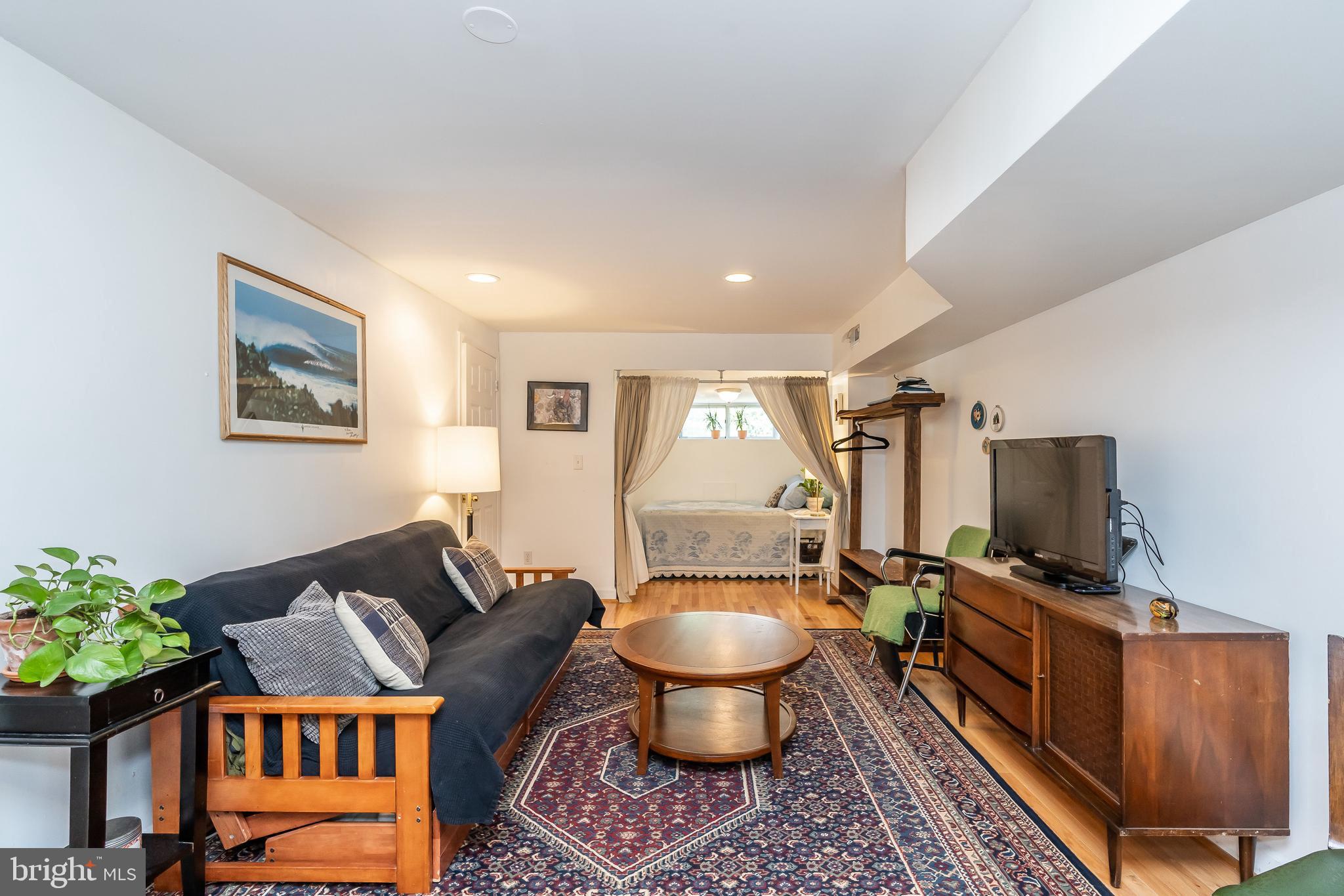 HAMPDEN HISTORIC DISTRICT - Residential