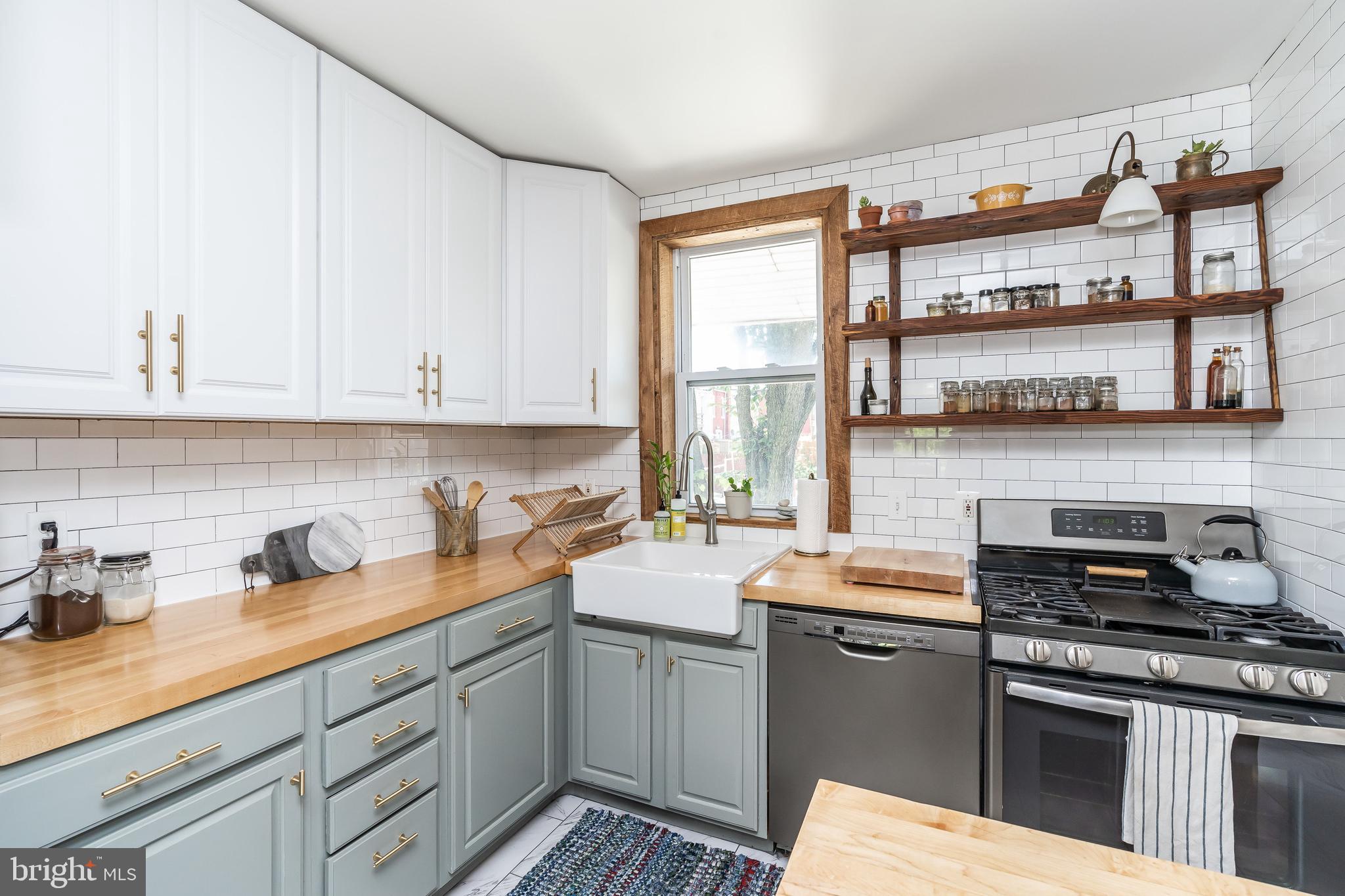 HAMPDEN HISTORIC DISTRICT - Residential