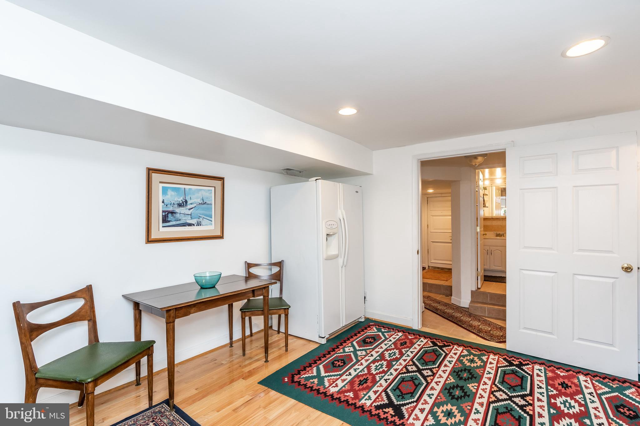 HAMPDEN HISTORIC DISTRICT - Residential