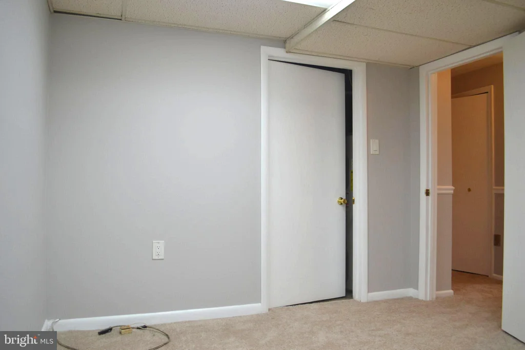 1 Ingleside Court, Rockville, MD 20850
