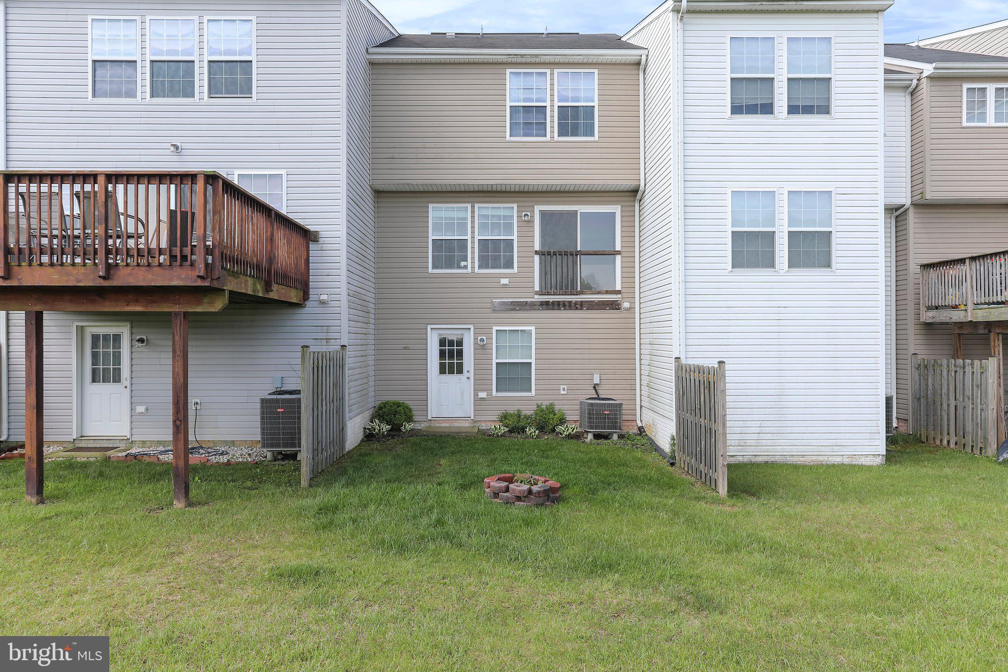 MANOR PARK - Residential