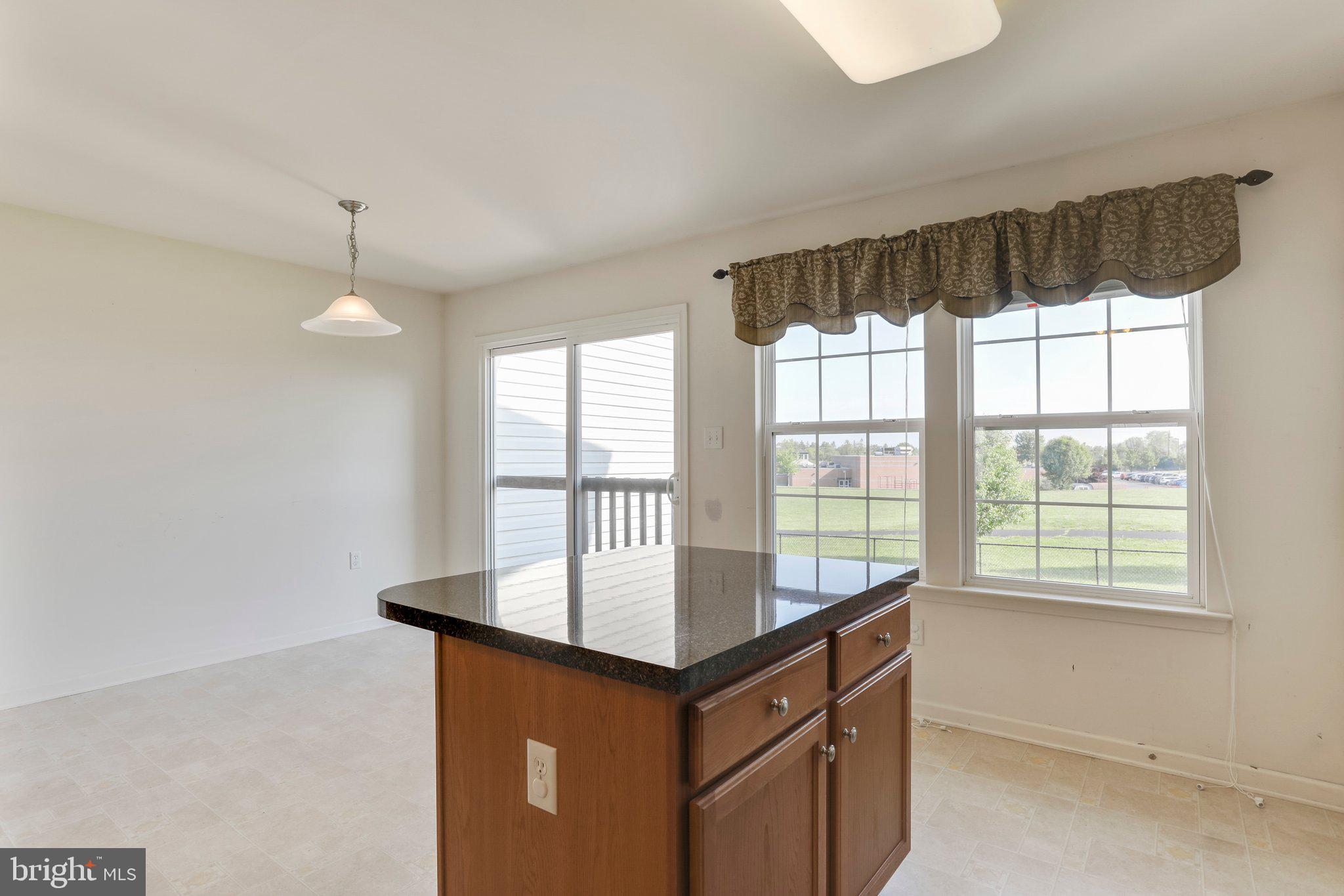 MANOR PARK - Residential