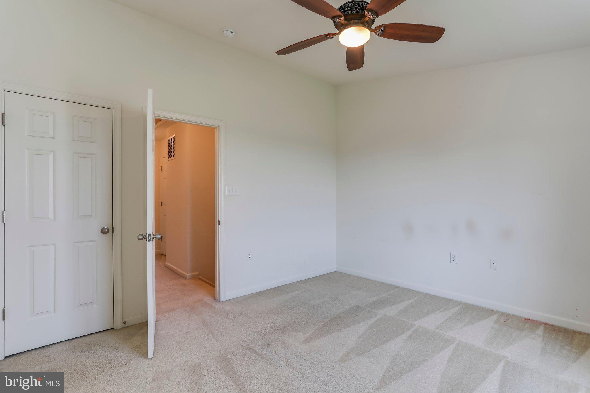 MANOR PARK - Residential