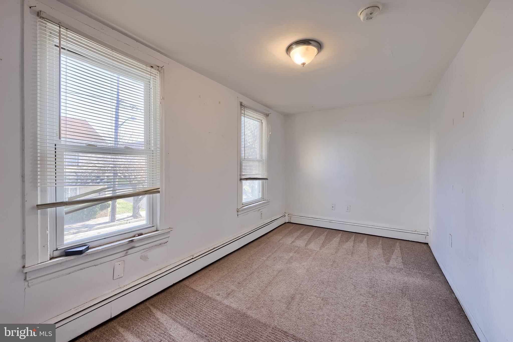 COLUMBIA - Residential