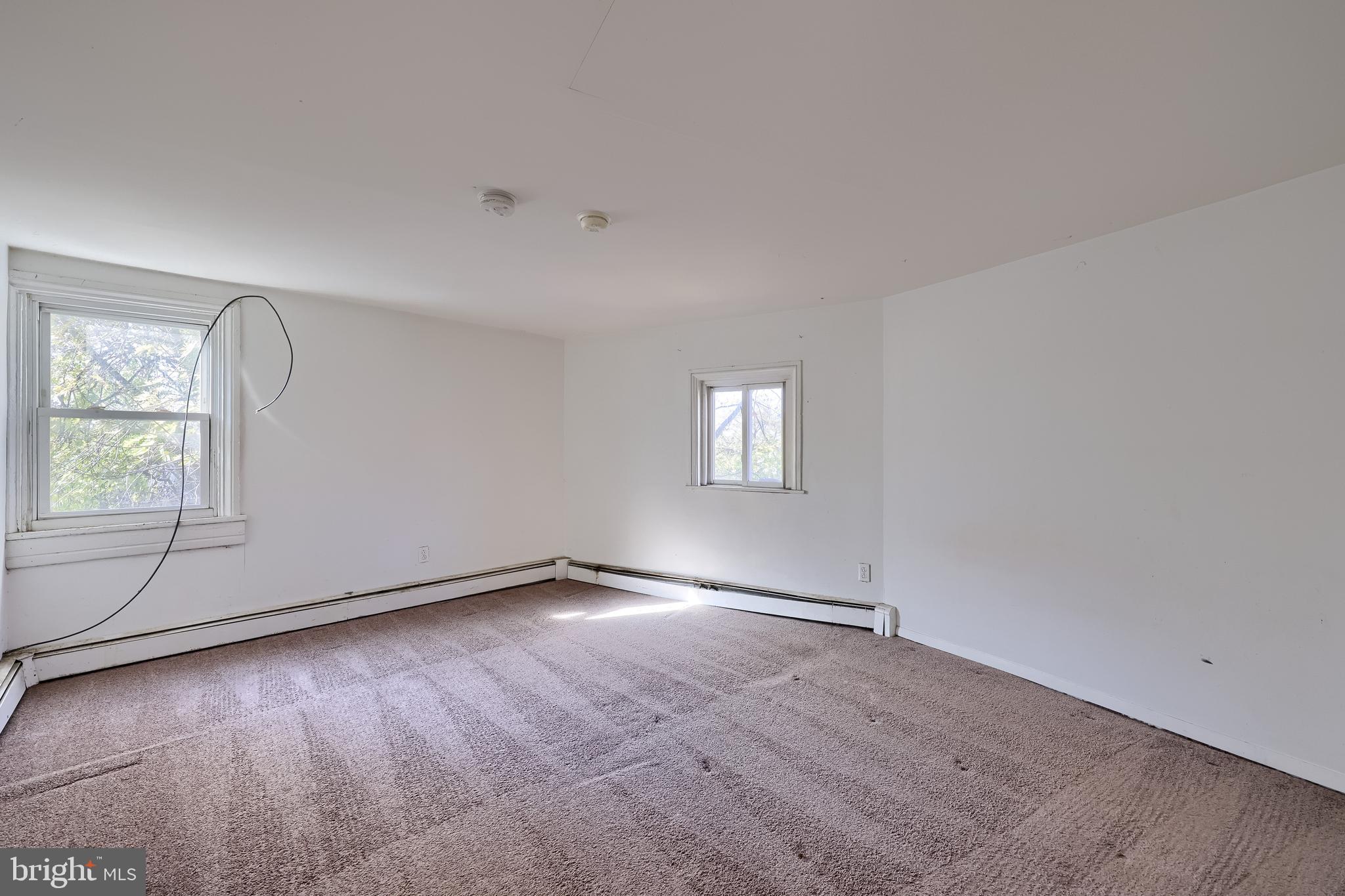 COLUMBIA - Residential