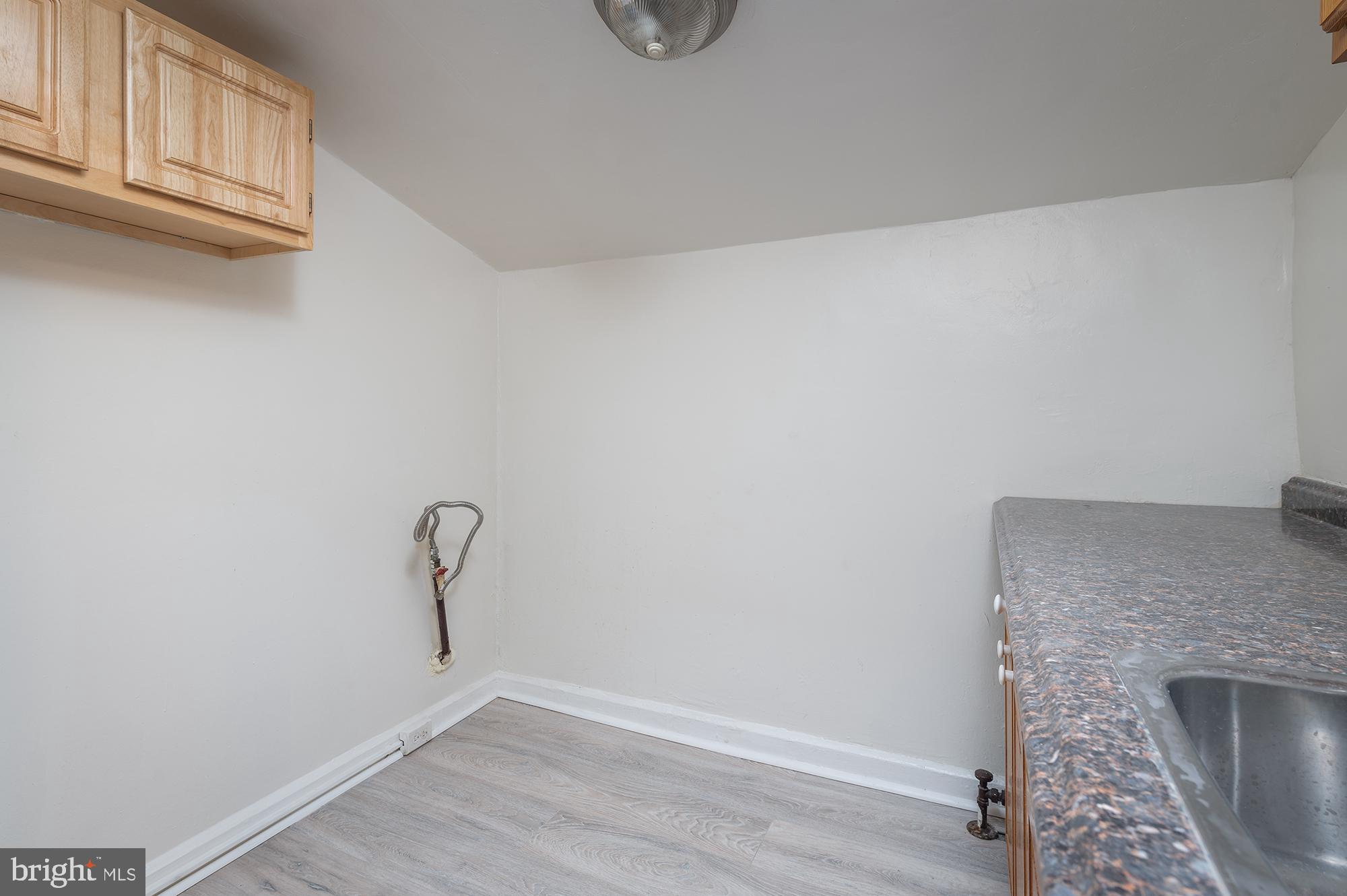 UPTON - Residential Lease