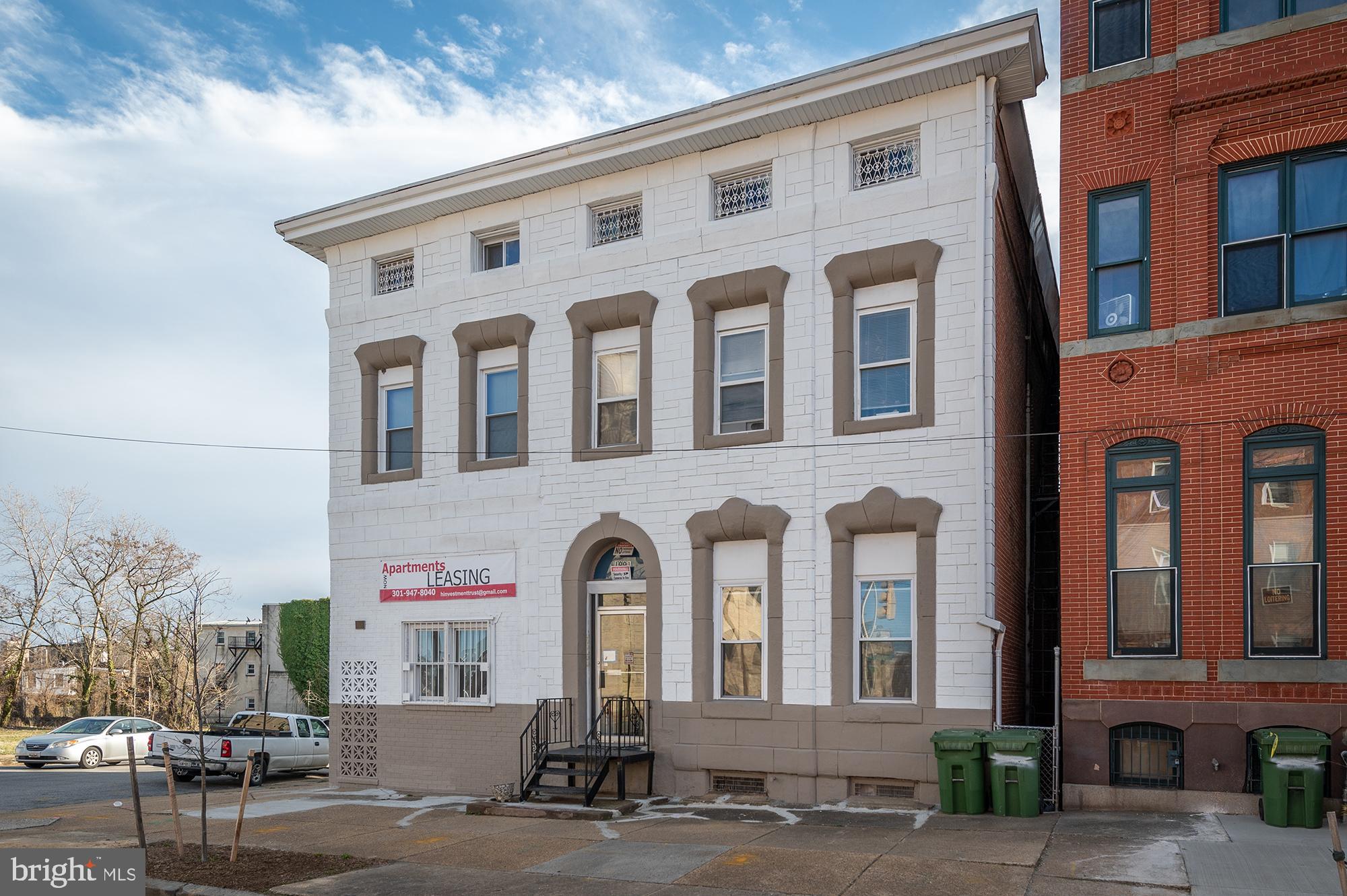 UPTON - Residential Lease