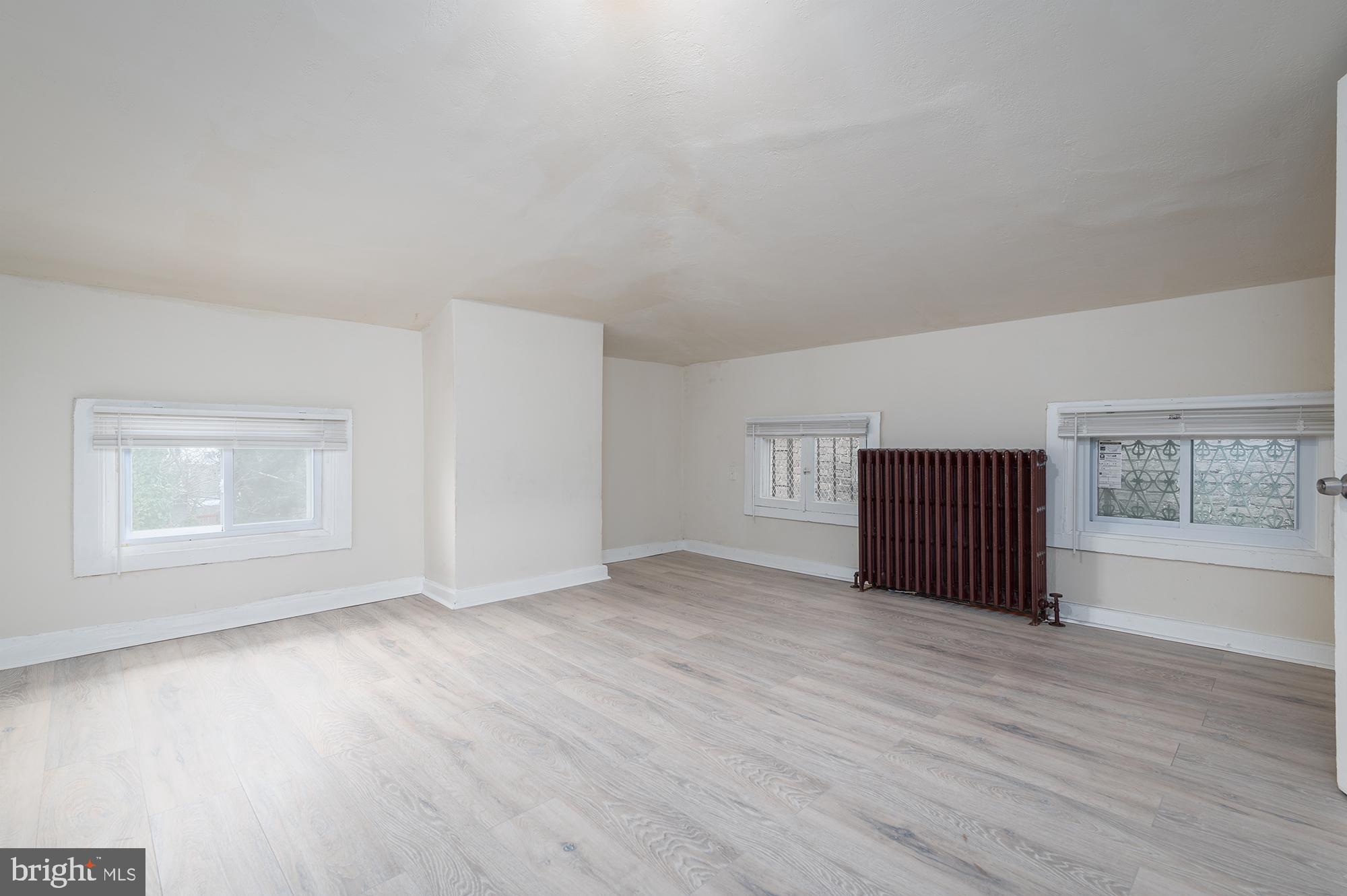 UPTON - Residential Lease