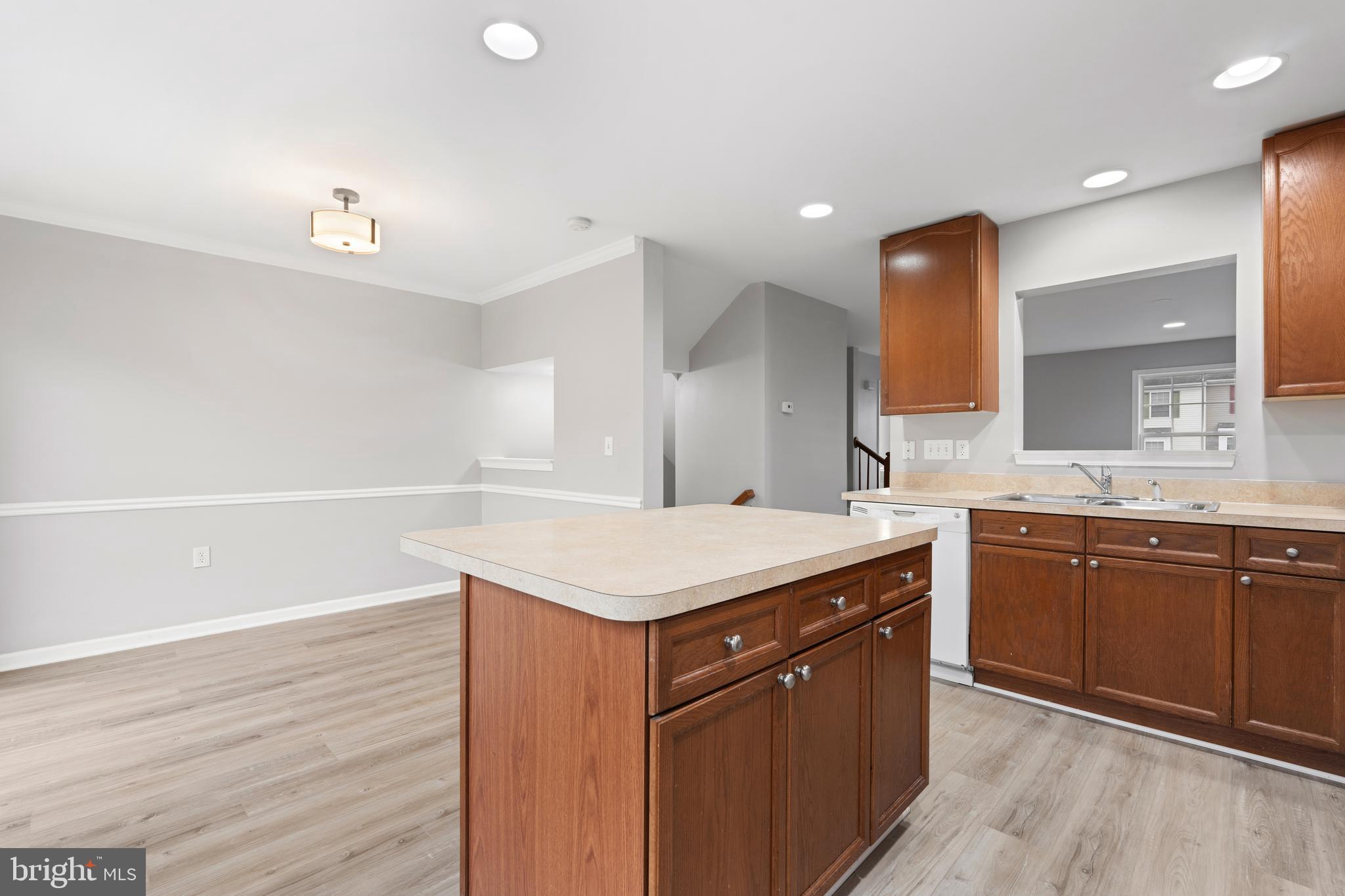 STONEBROOK VILLAGE - Residential