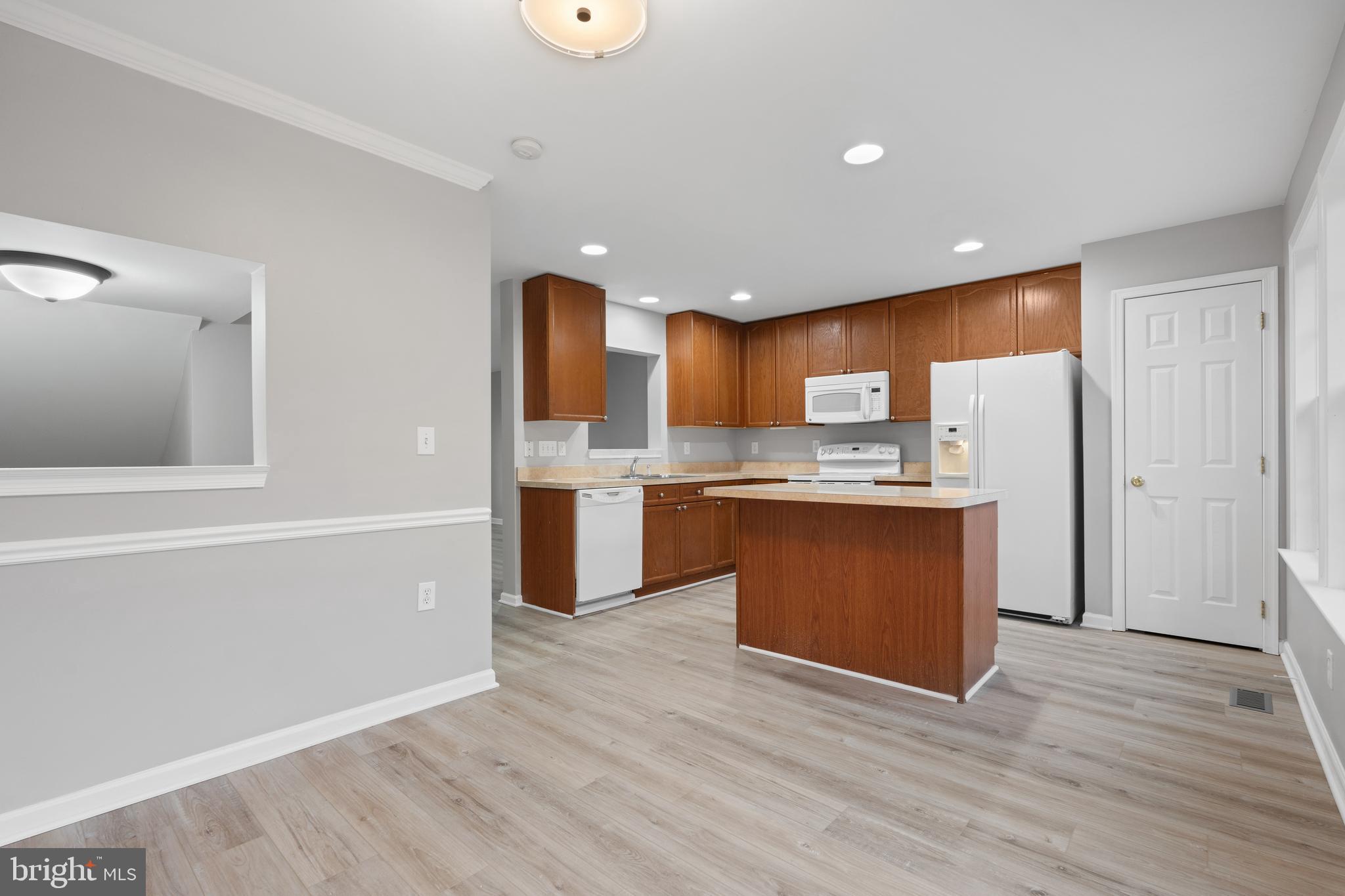 STONEBROOK VILLAGE - Residential