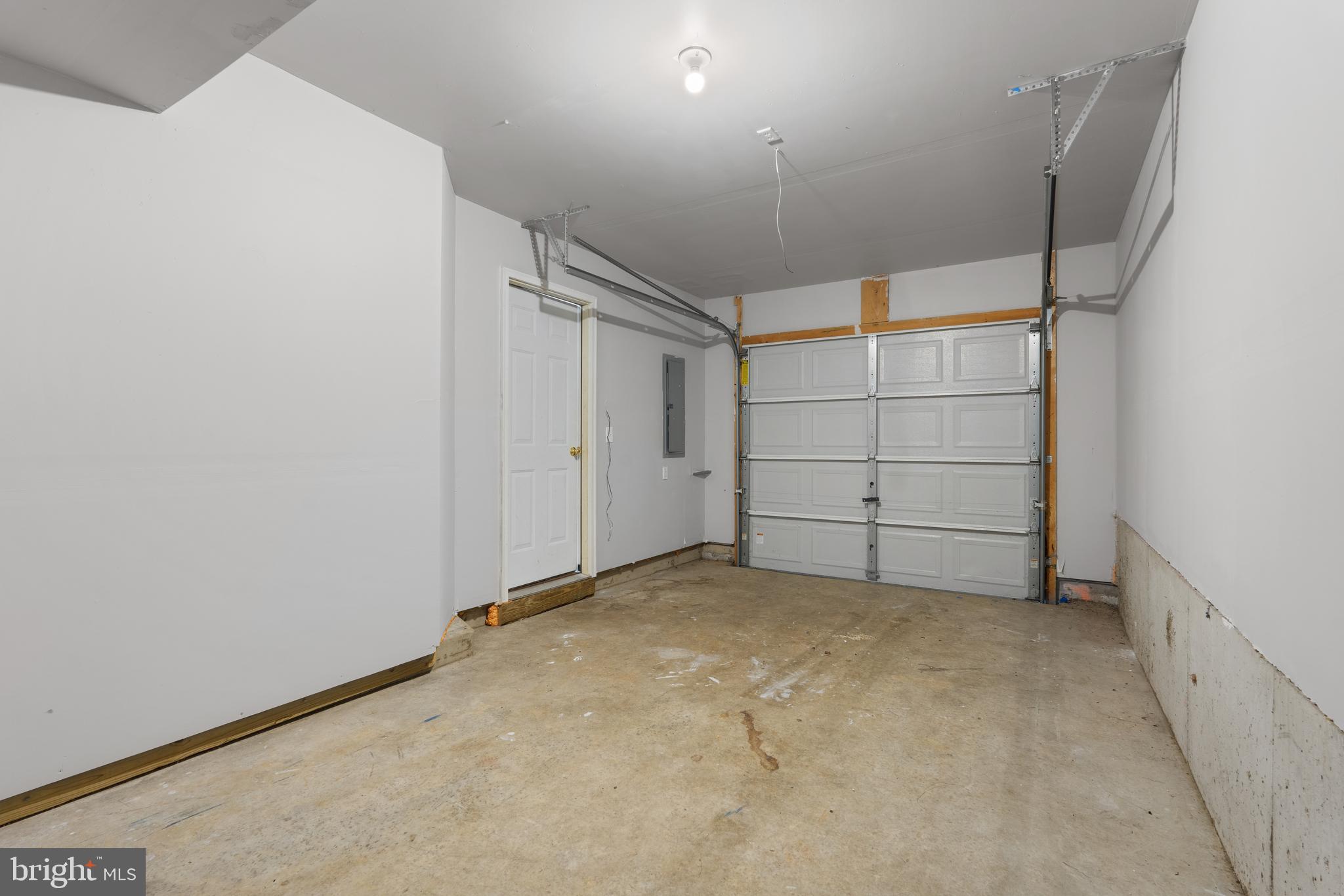 STONEBROOK VILLAGE - Residential