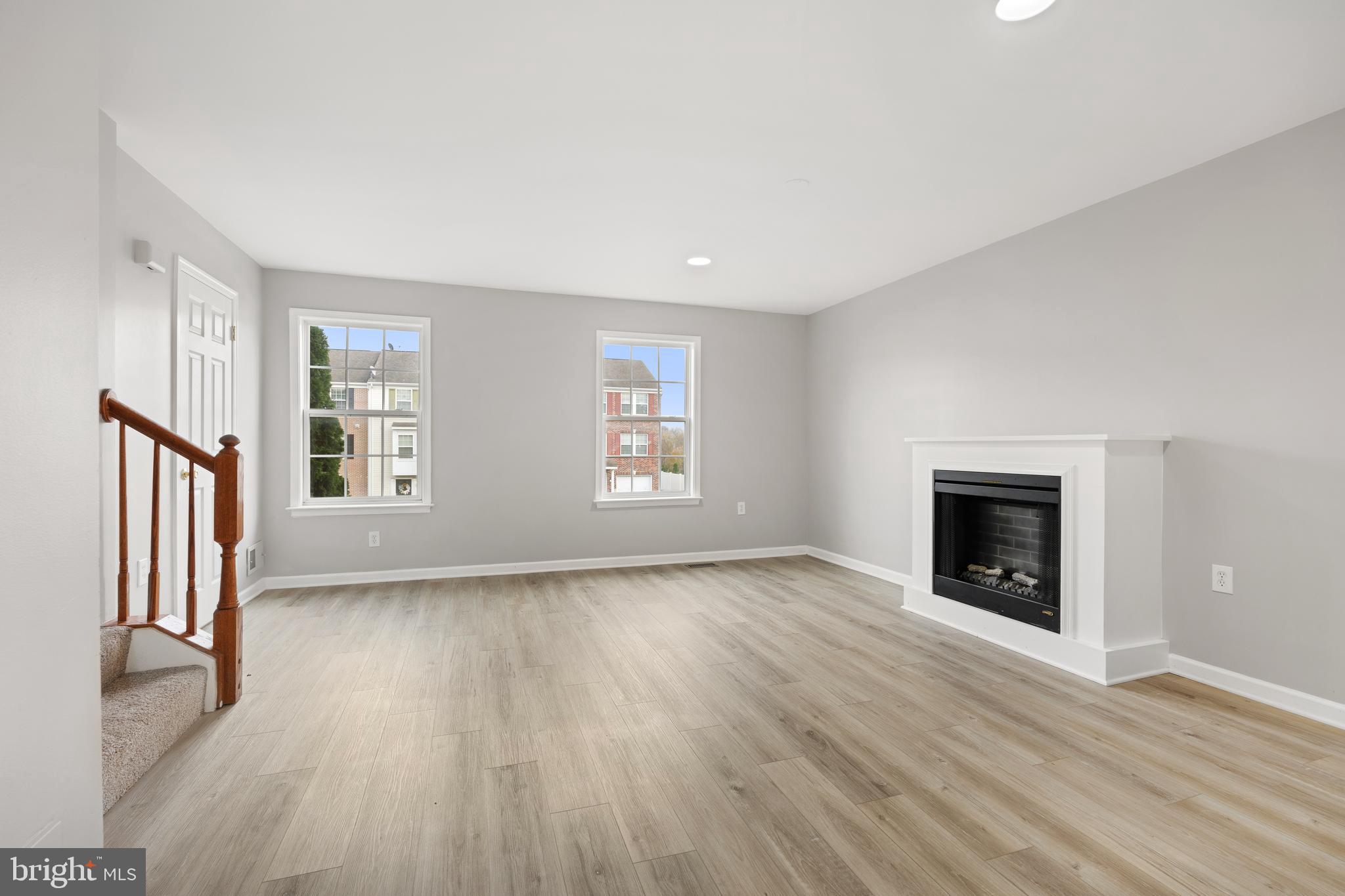 STONEBROOK VILLAGE - Residential