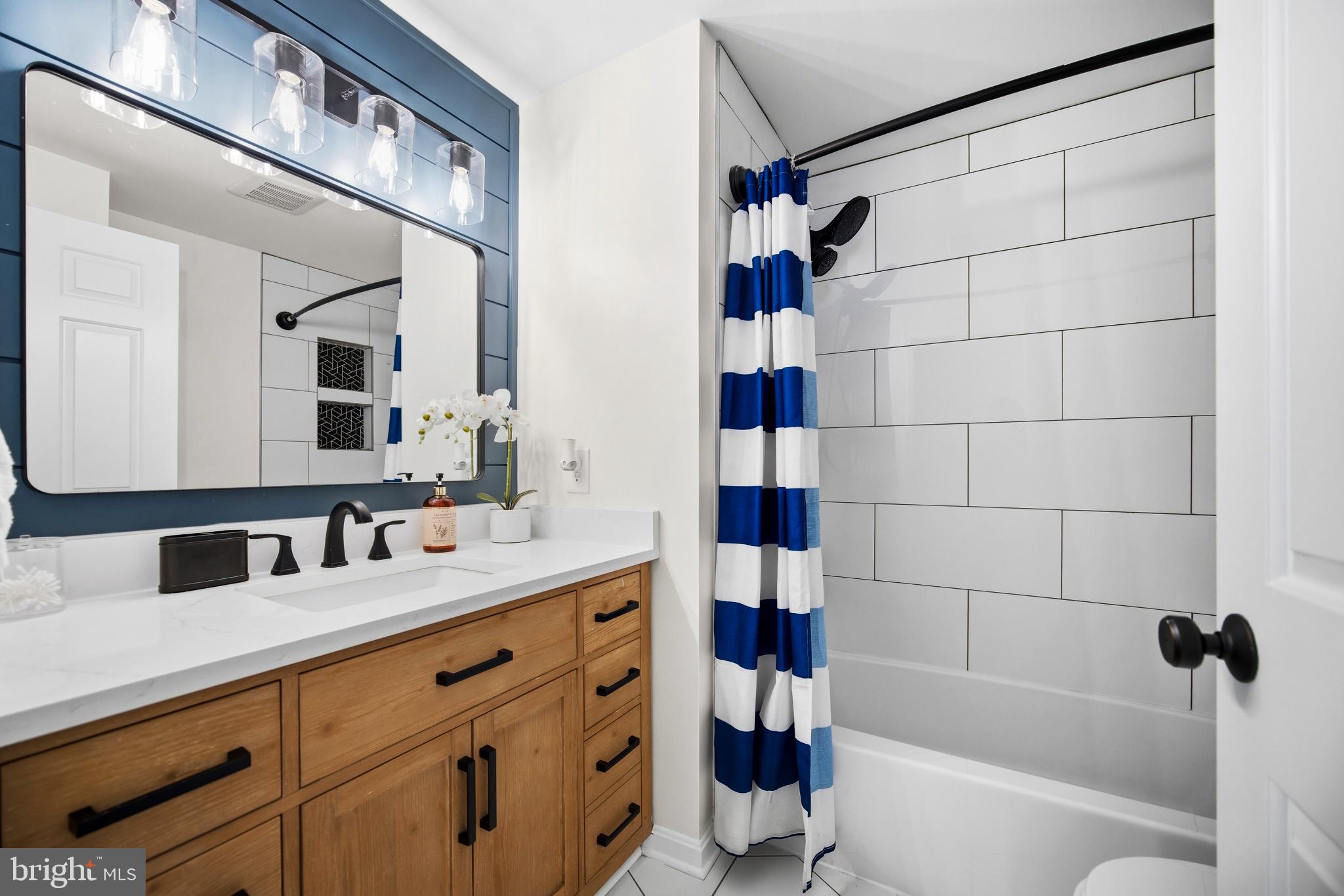 AMBER MEADOWS - Residential Lease