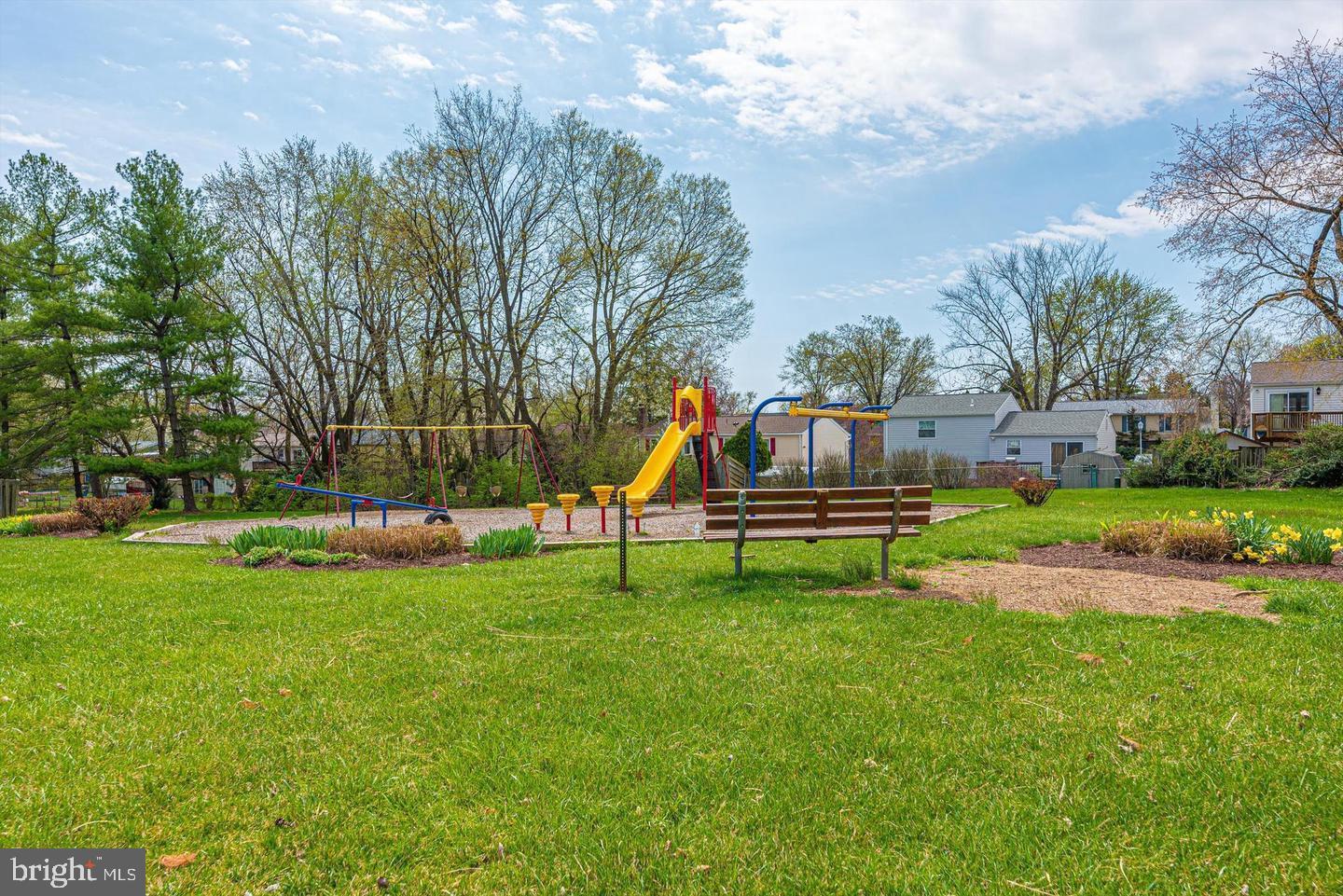 AMBER MEADOWS - Residential Lease