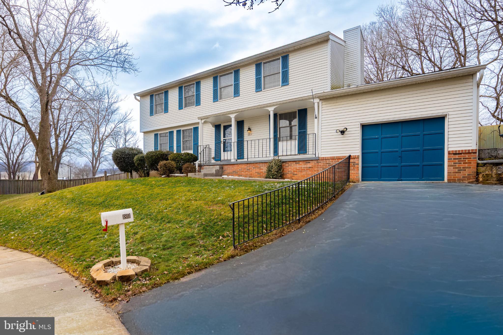 AMBER MEADOWS - Residential Lease