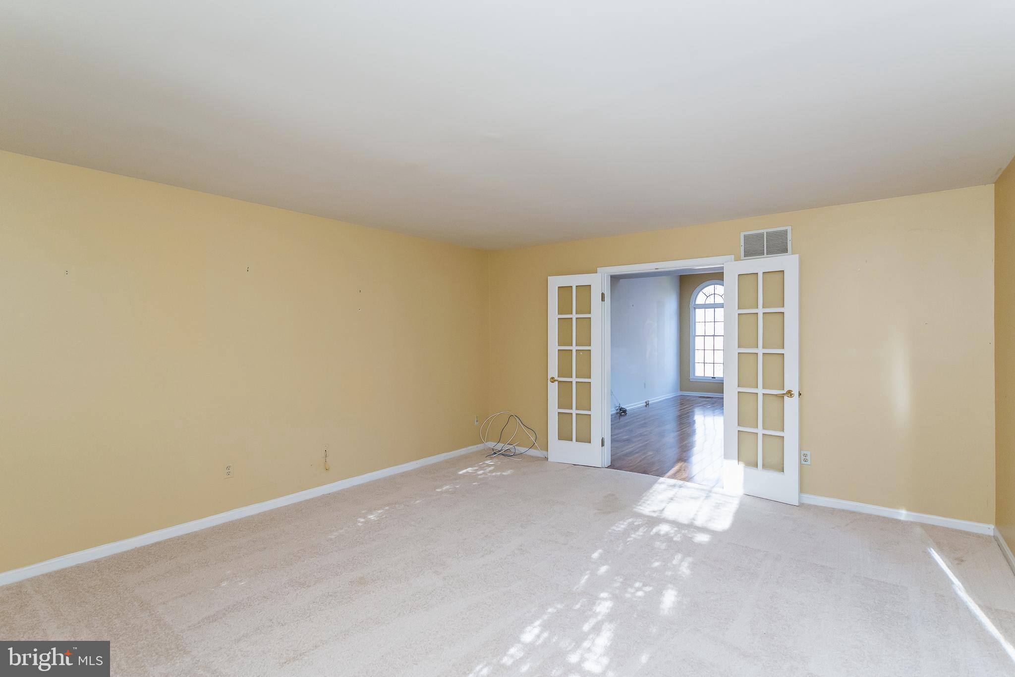 OWINGS MILLS - Residential