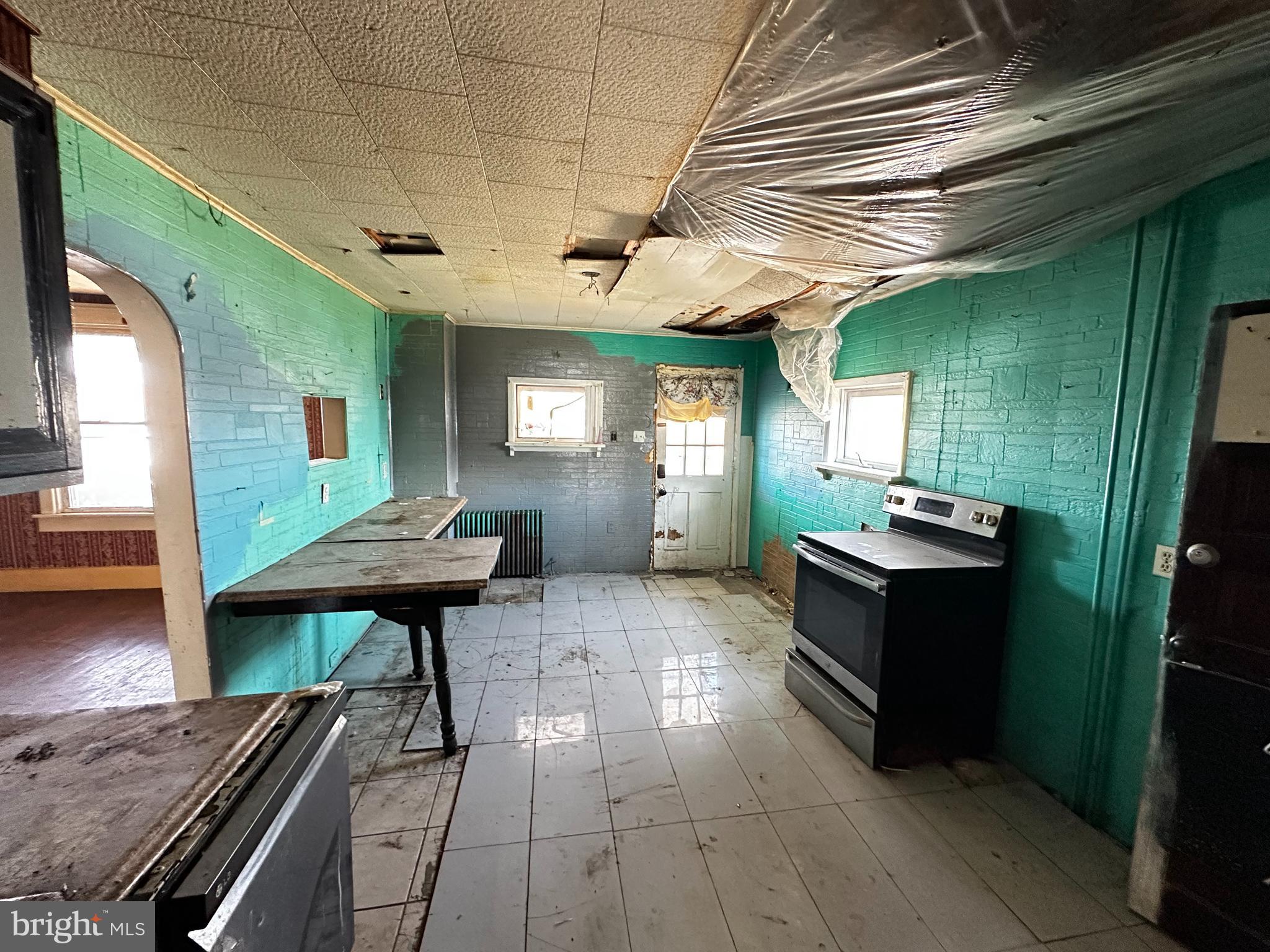 POTTSVILLE - Residential