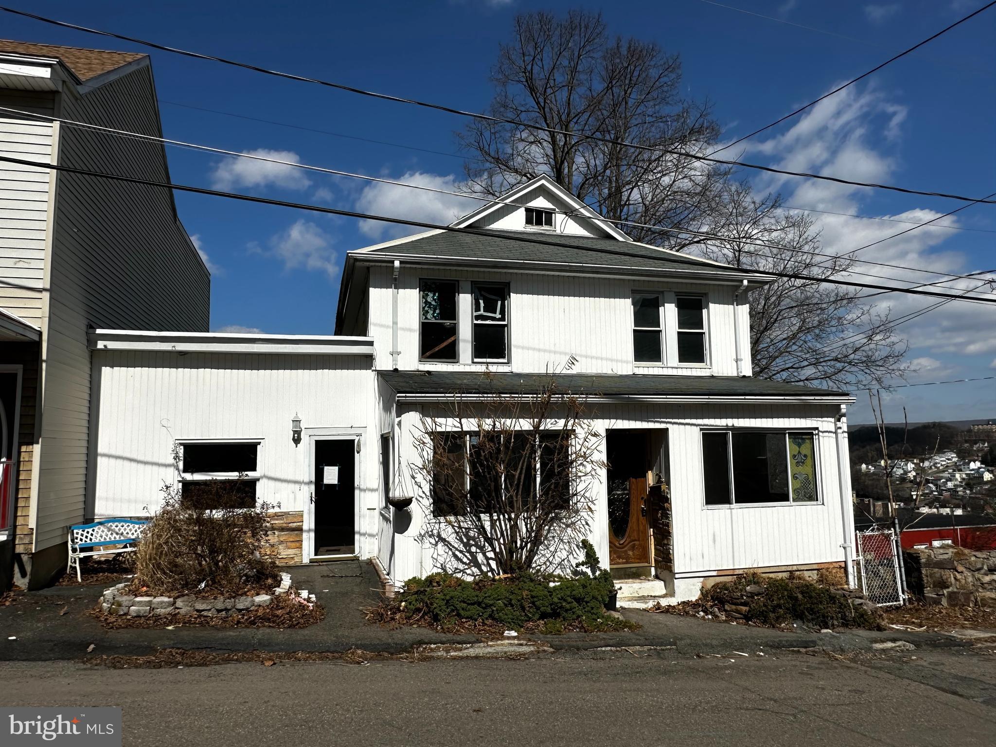 POTTSVILLE - Residential