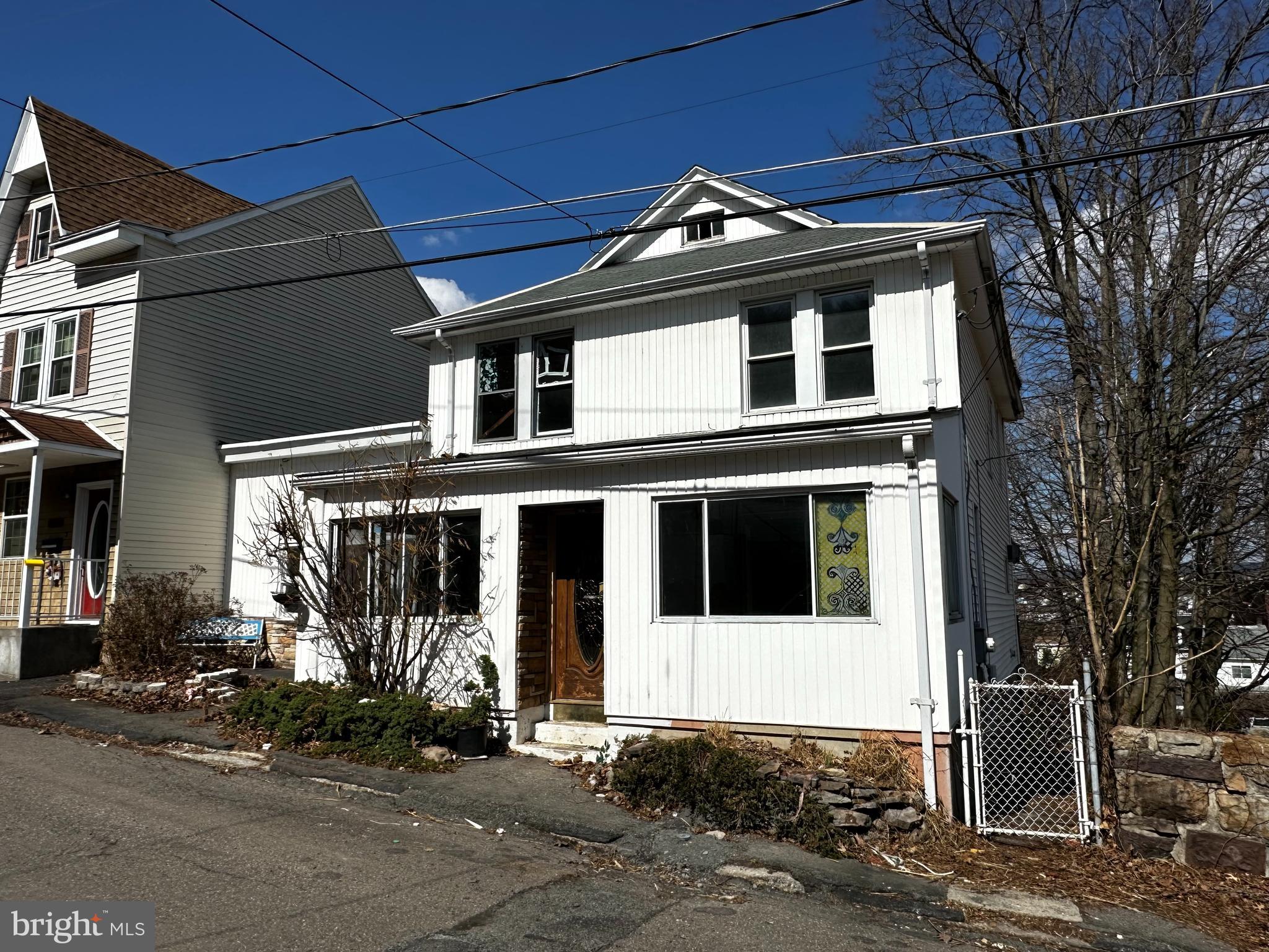 POTTSVILLE - Residential