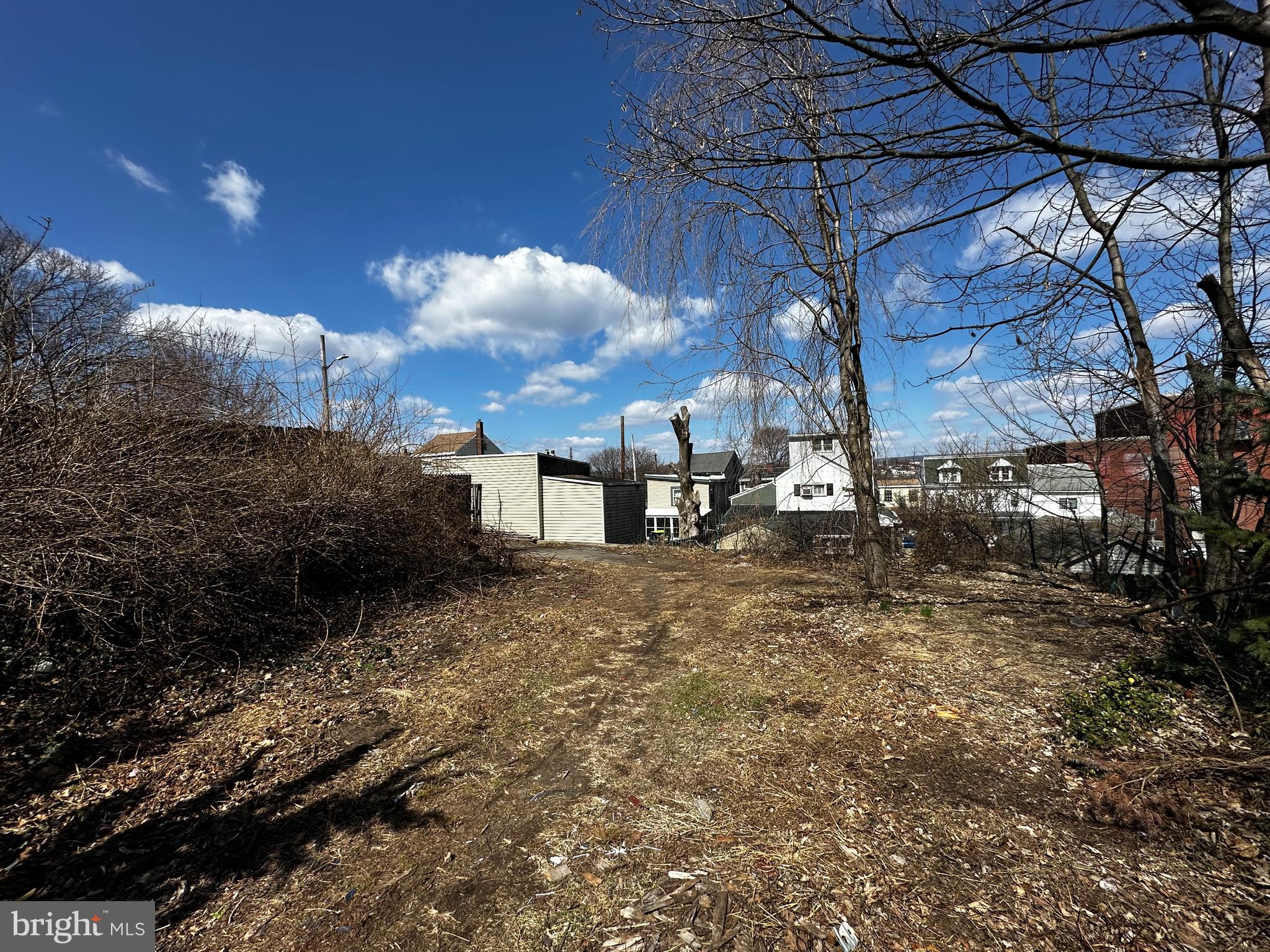 POTTSVILLE - Residential