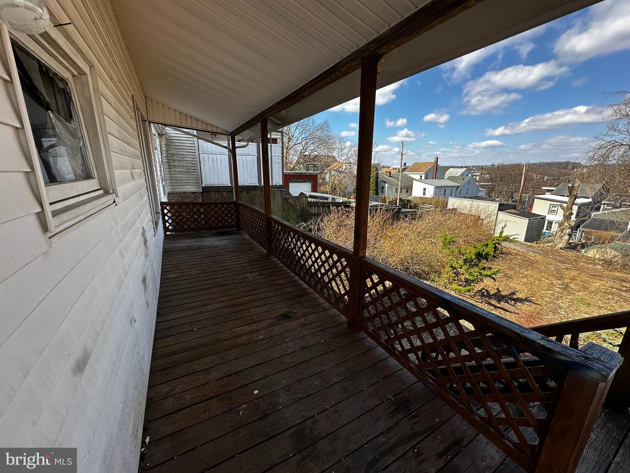 POTTSVILLE - Residential