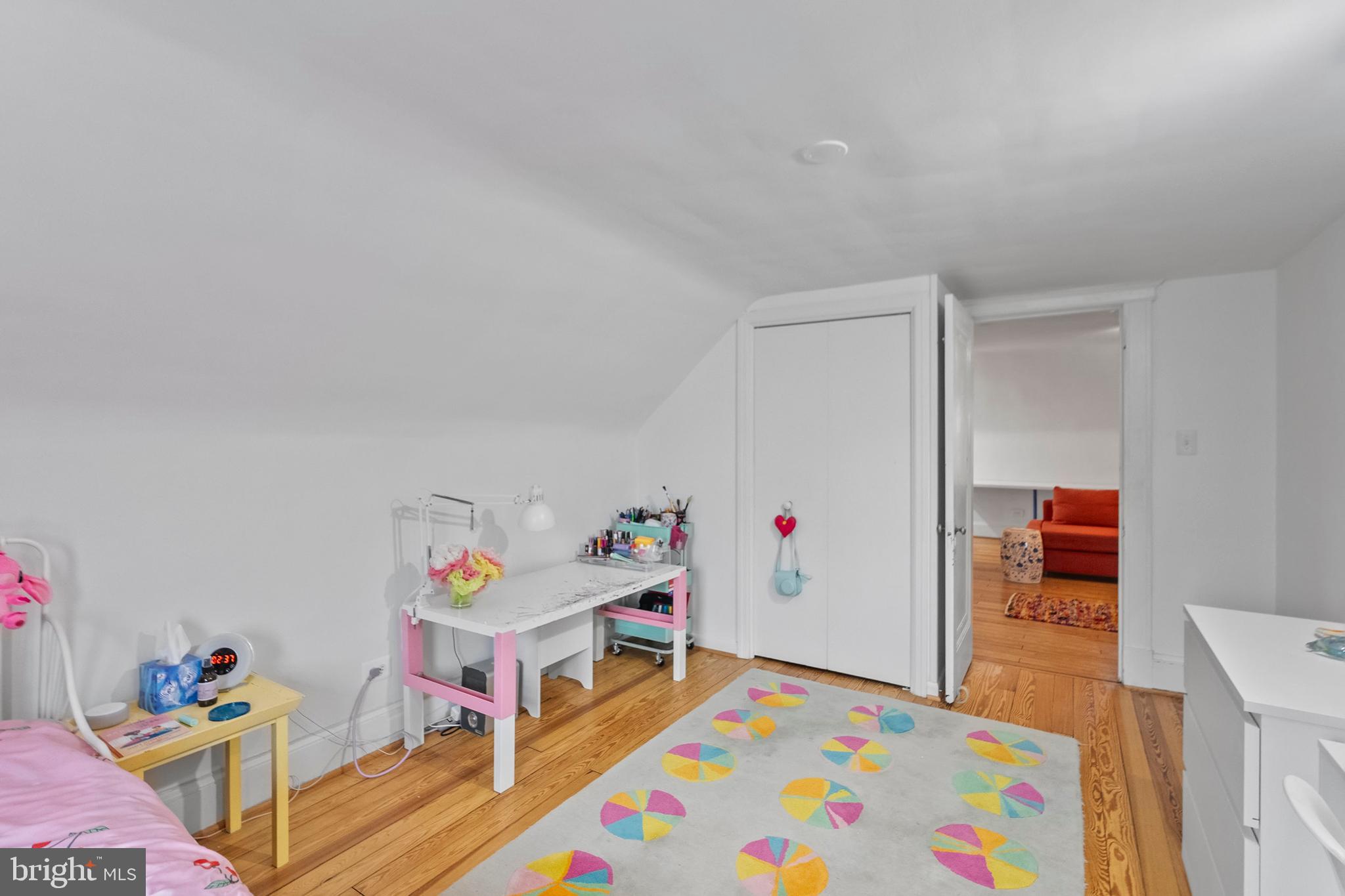 NORTH ROLAND PARK - Residential