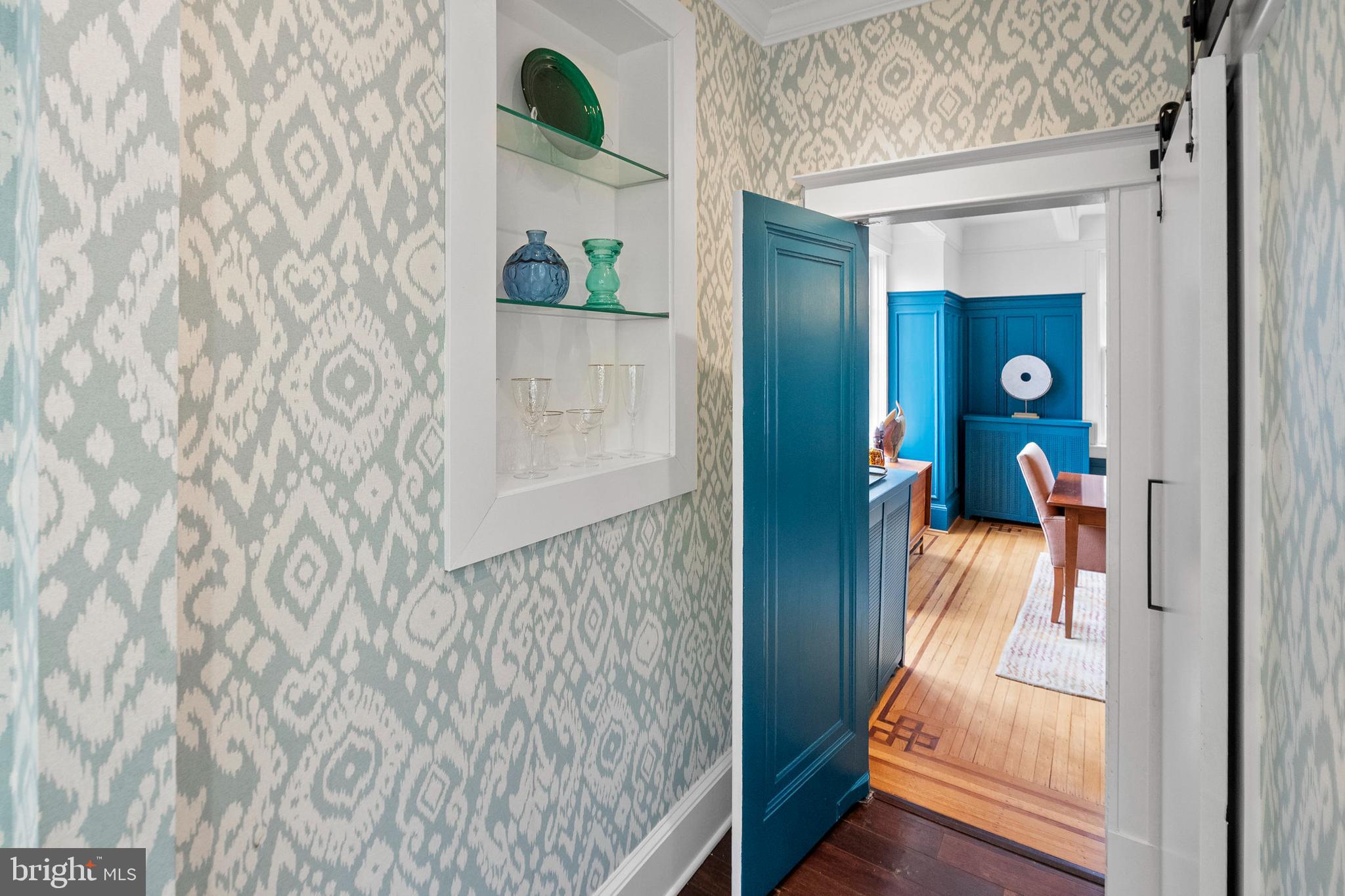 NORTH ROLAND PARK - Residential